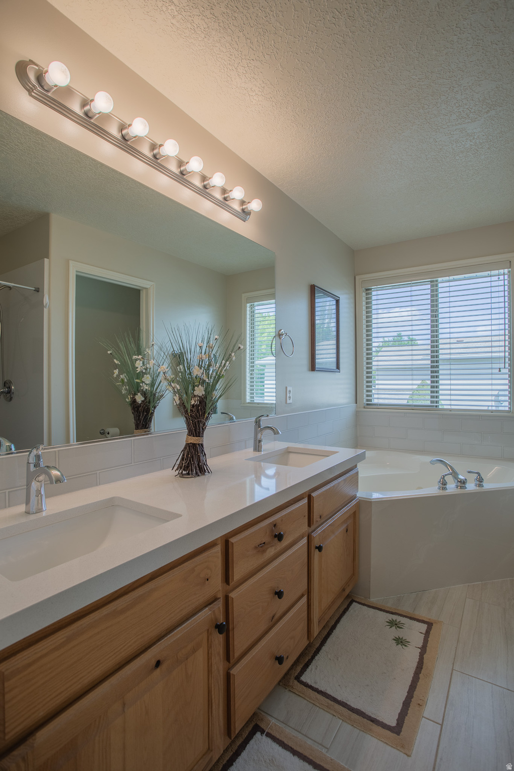 WOOD CREEK # 6 - Residential