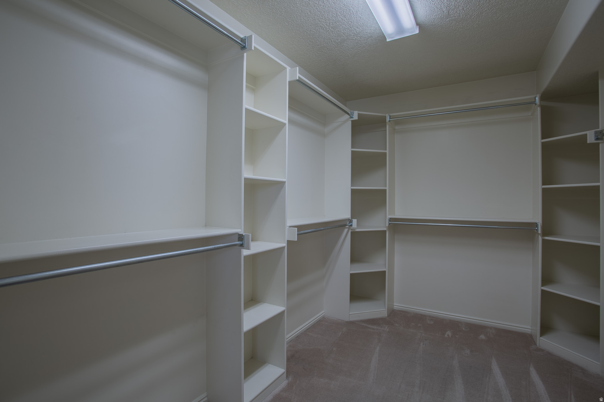 WOOD CREEK # 6 - Residential