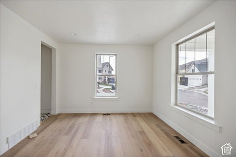 Tiny photo for 96 S HORIZON DR #210, Farmington, UT 84025 (MLS # 2186165)