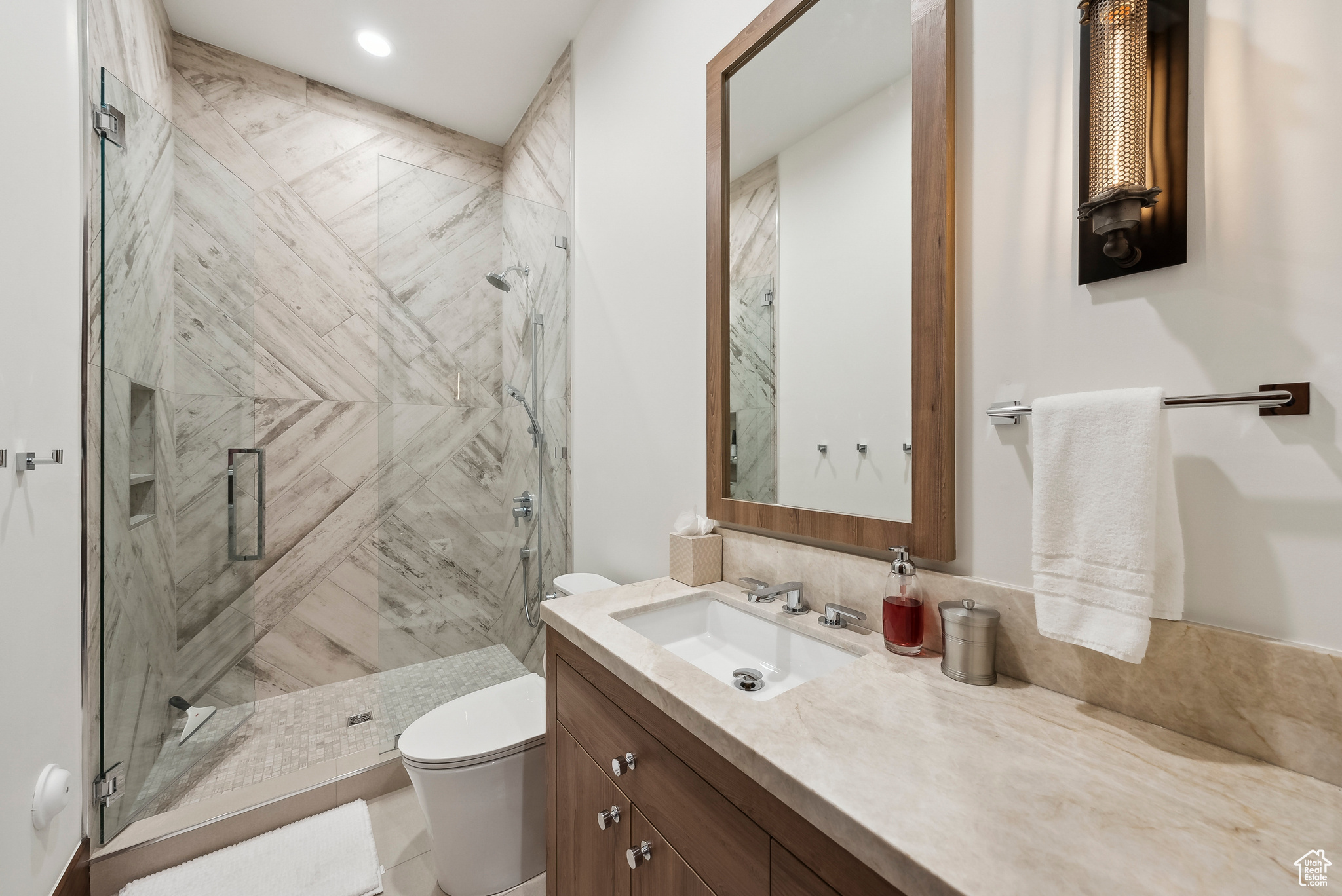 RED LEDGES - Residential