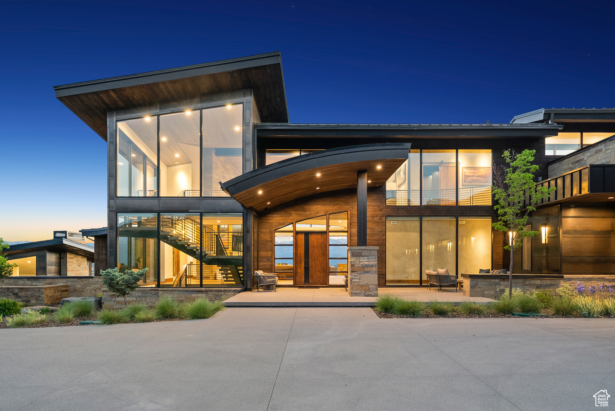 RED LEDGES - Residential