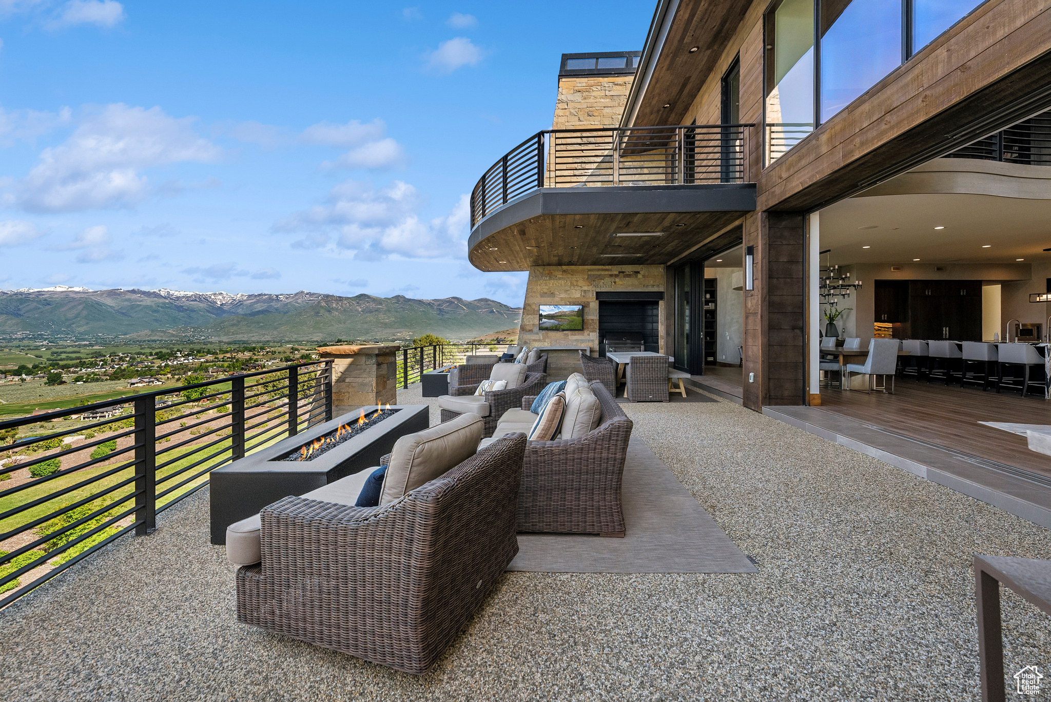 RED LEDGES - Residential