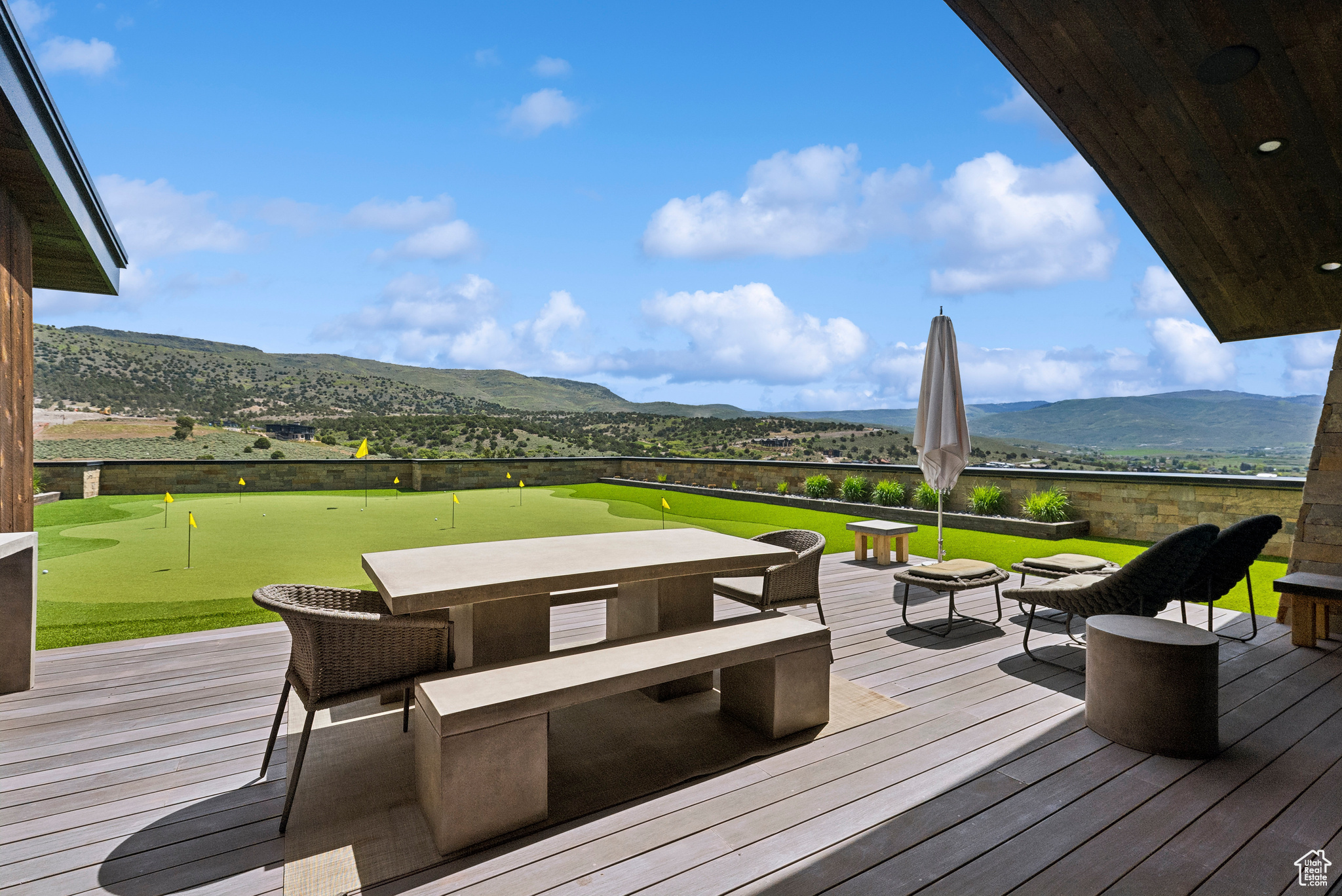 RED LEDGES - Residential