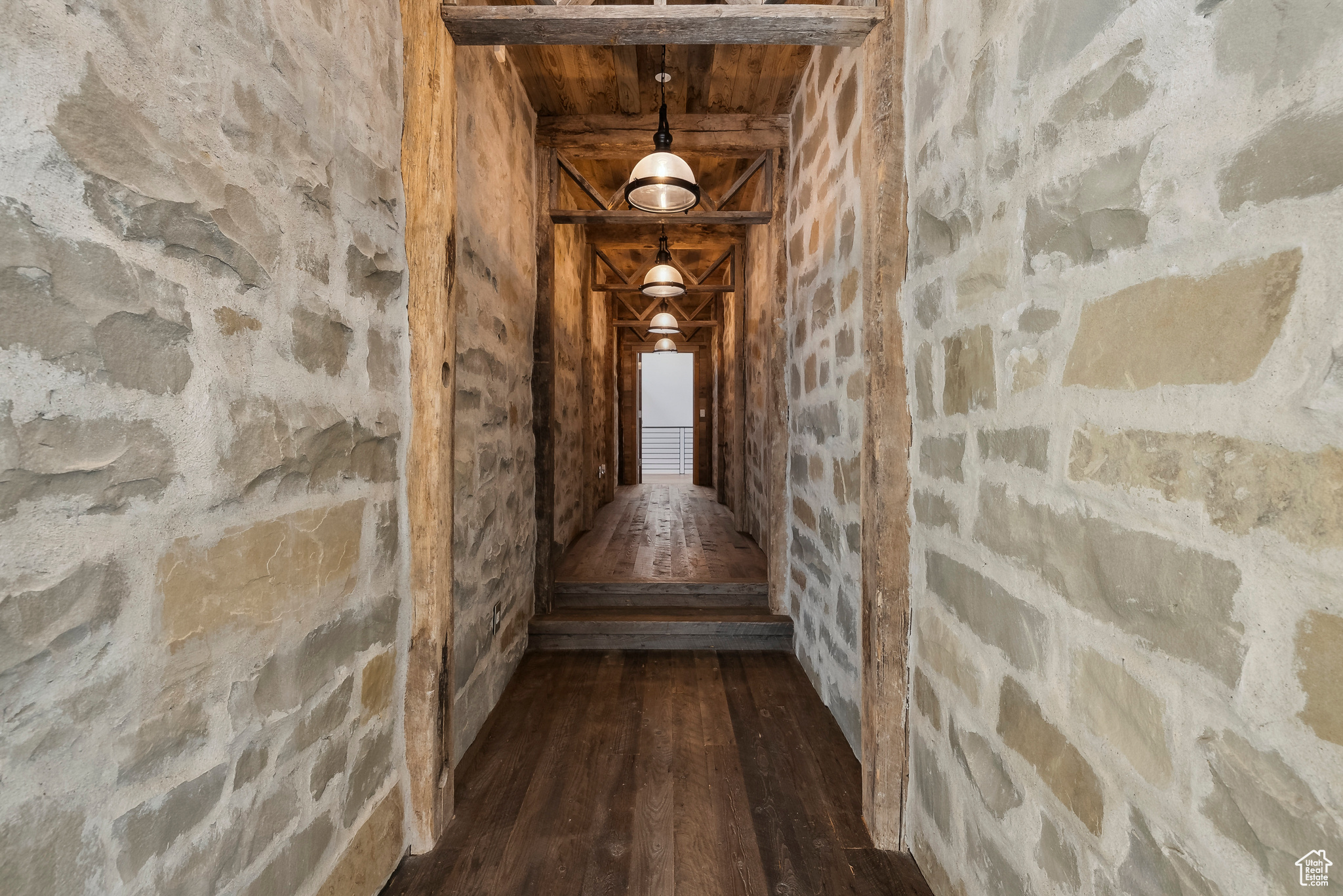 RED LEDGES - Residential