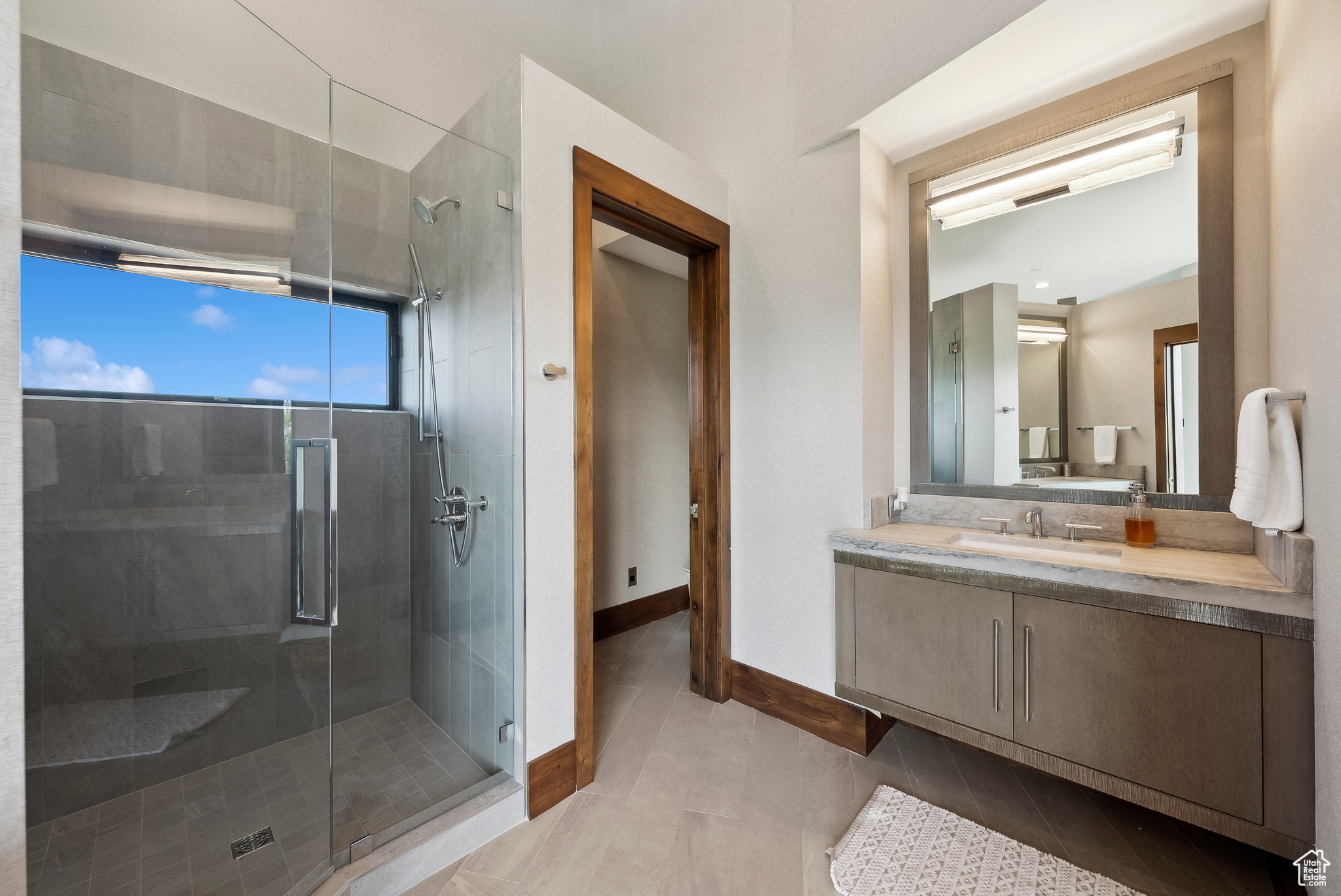 RED LEDGES - Residential