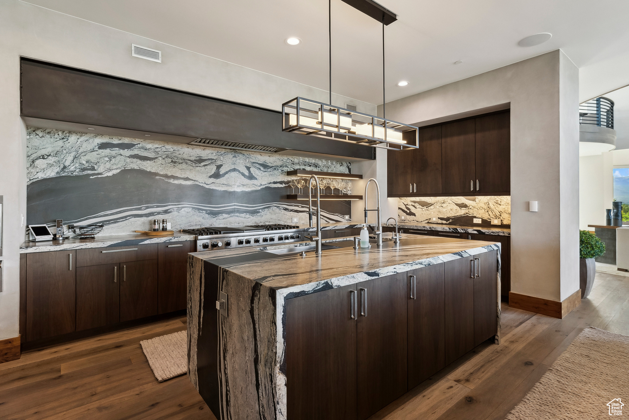 RED LEDGES - Residential