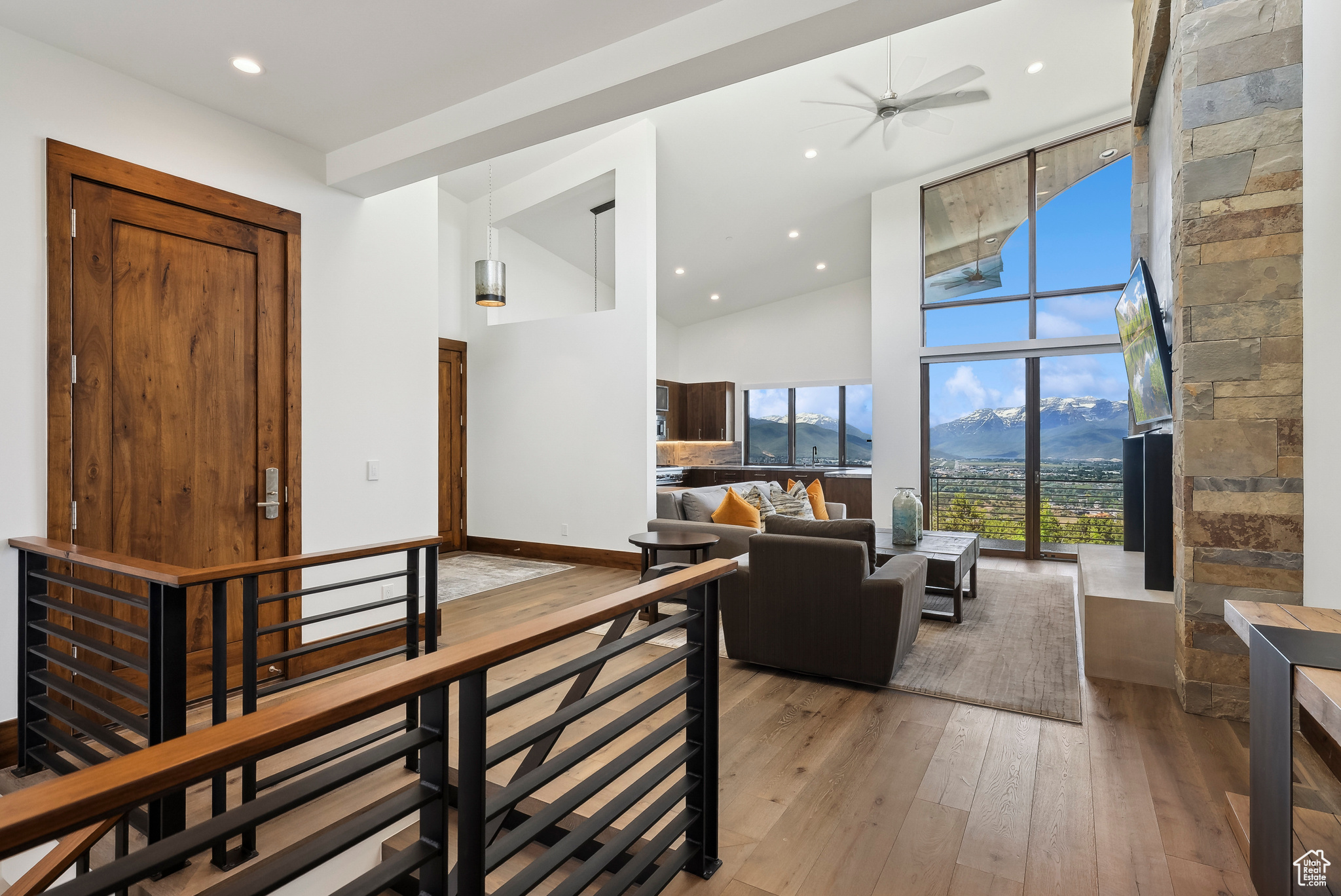 RED LEDGES - Residential