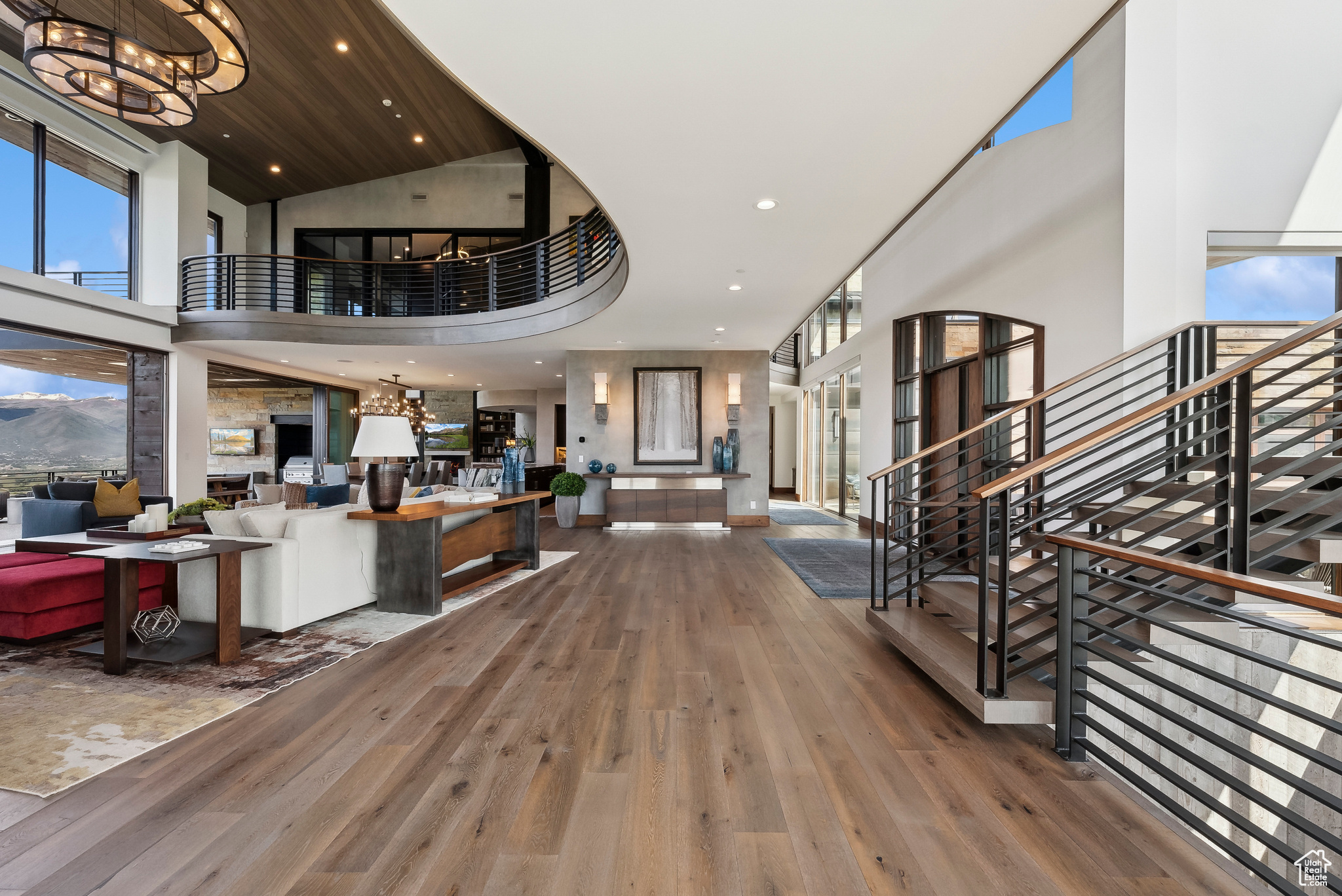 RED LEDGES - Residential