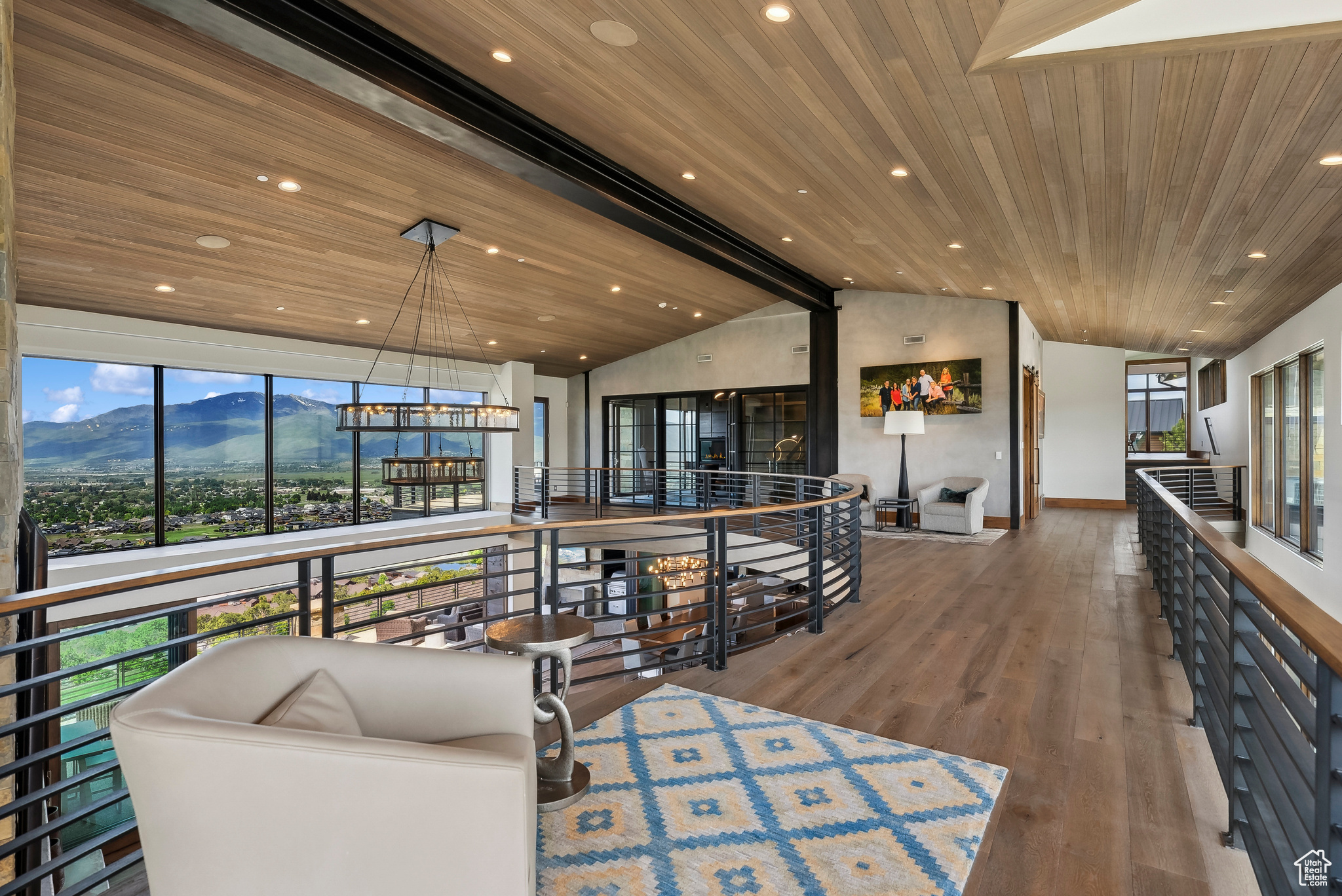 RED LEDGES - Residential