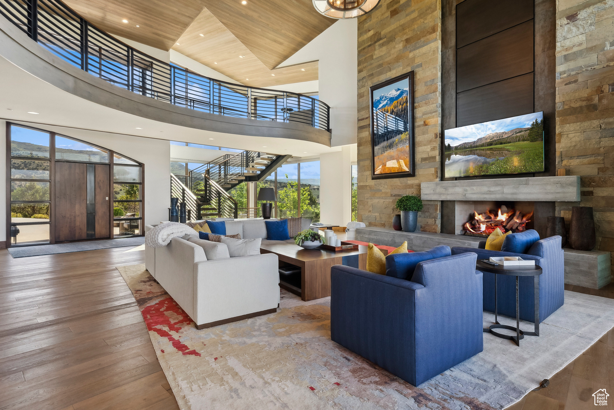 RED LEDGES - Residential