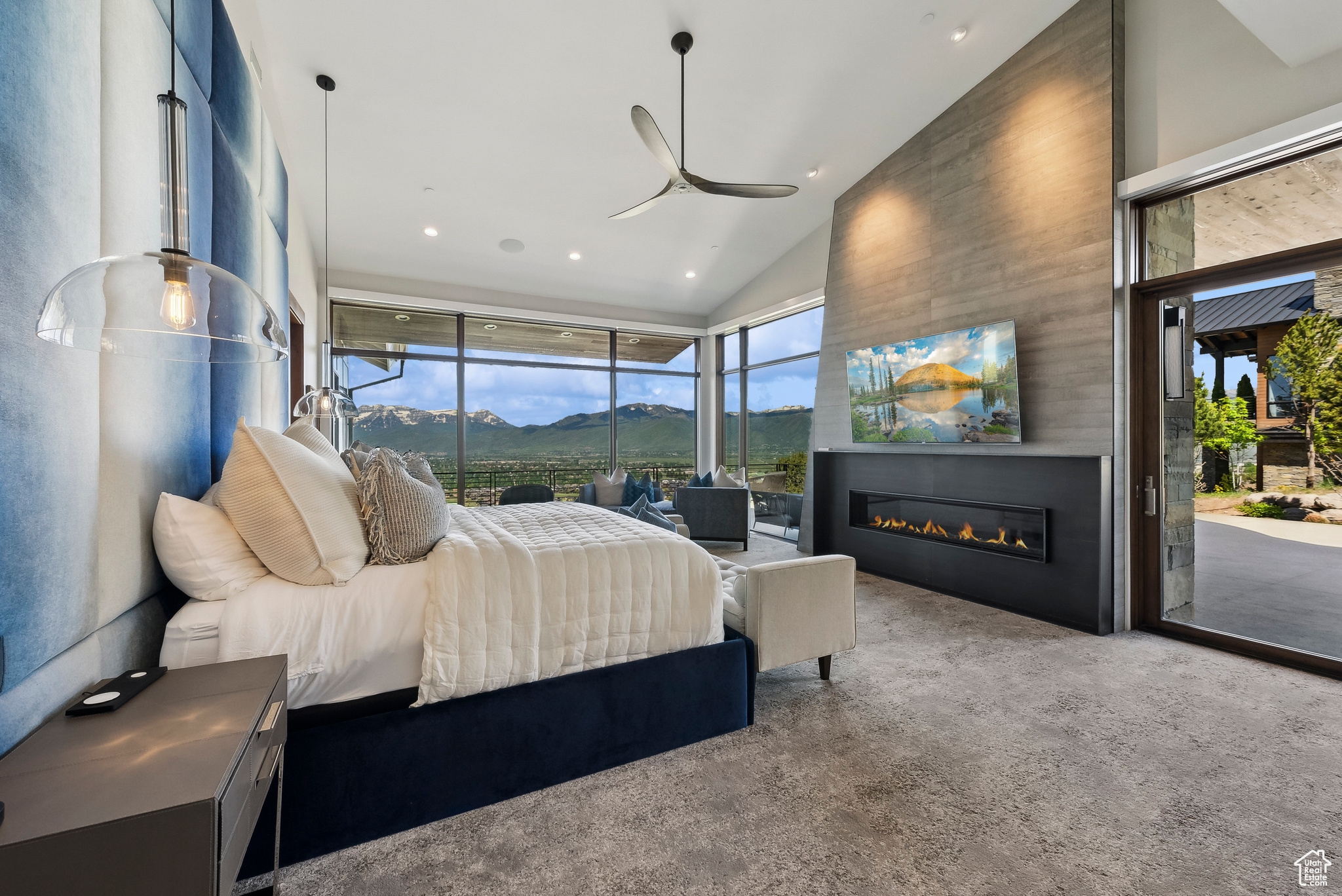 RED LEDGES - Residential