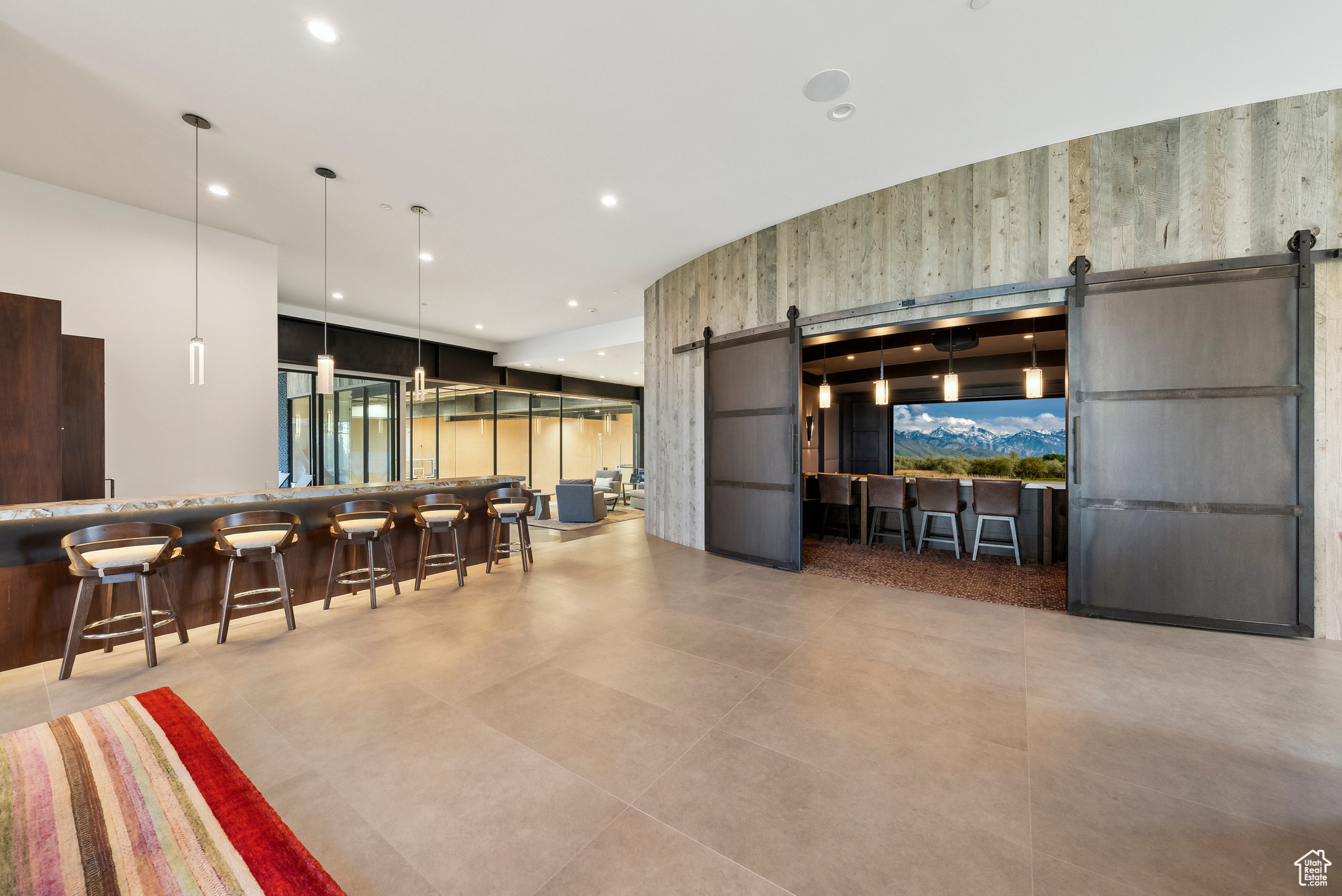 RED LEDGES - Residential