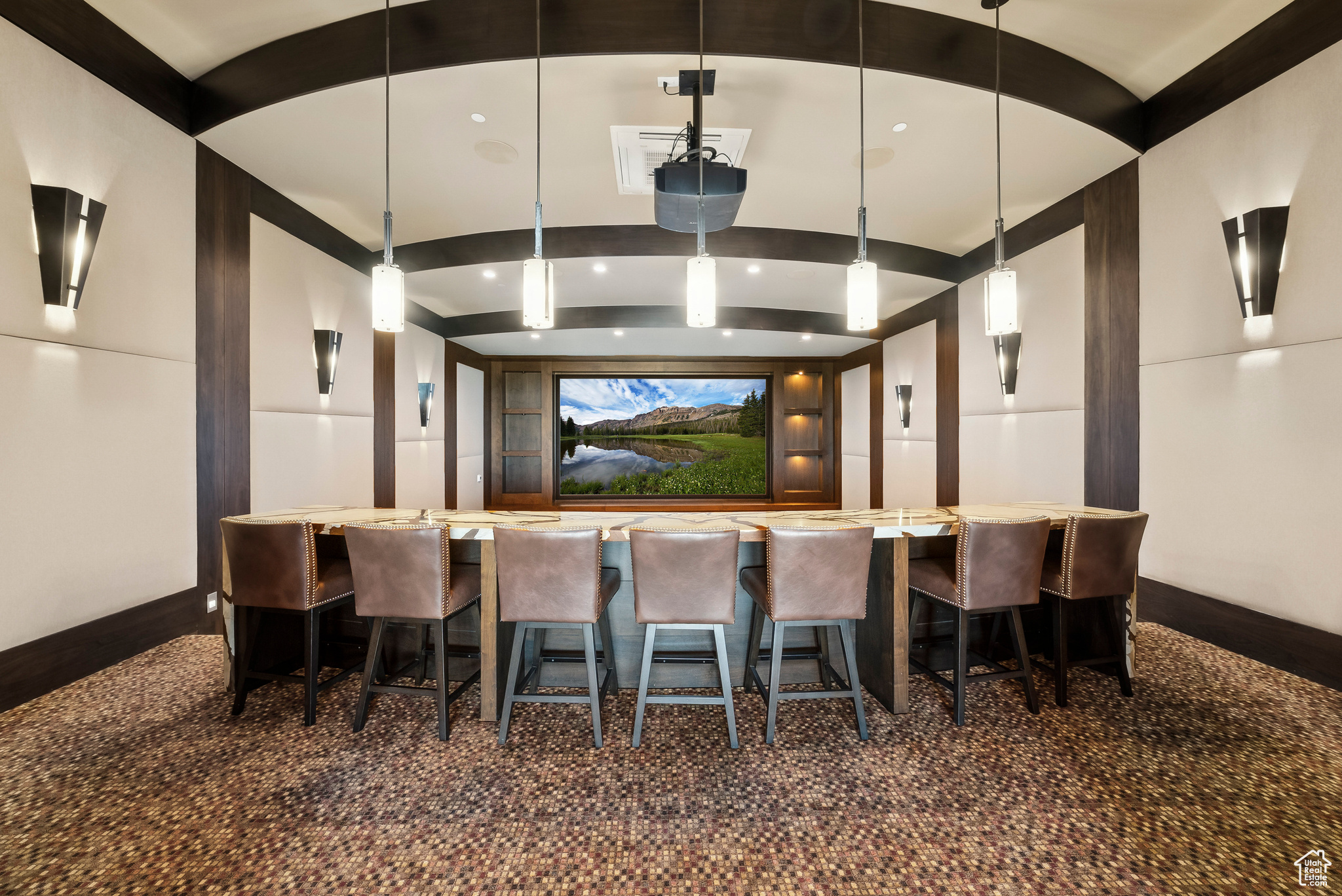 RED LEDGES - Residential