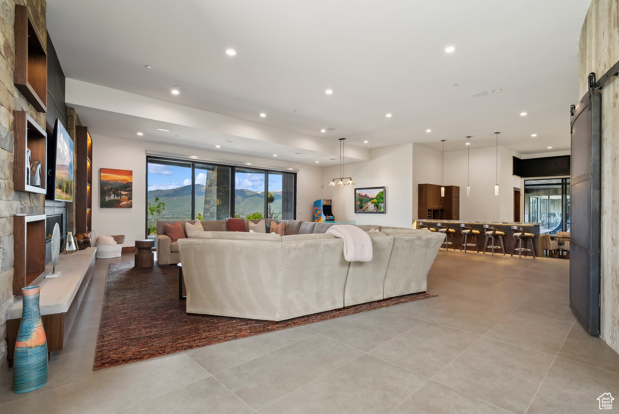 RED LEDGES - Residential