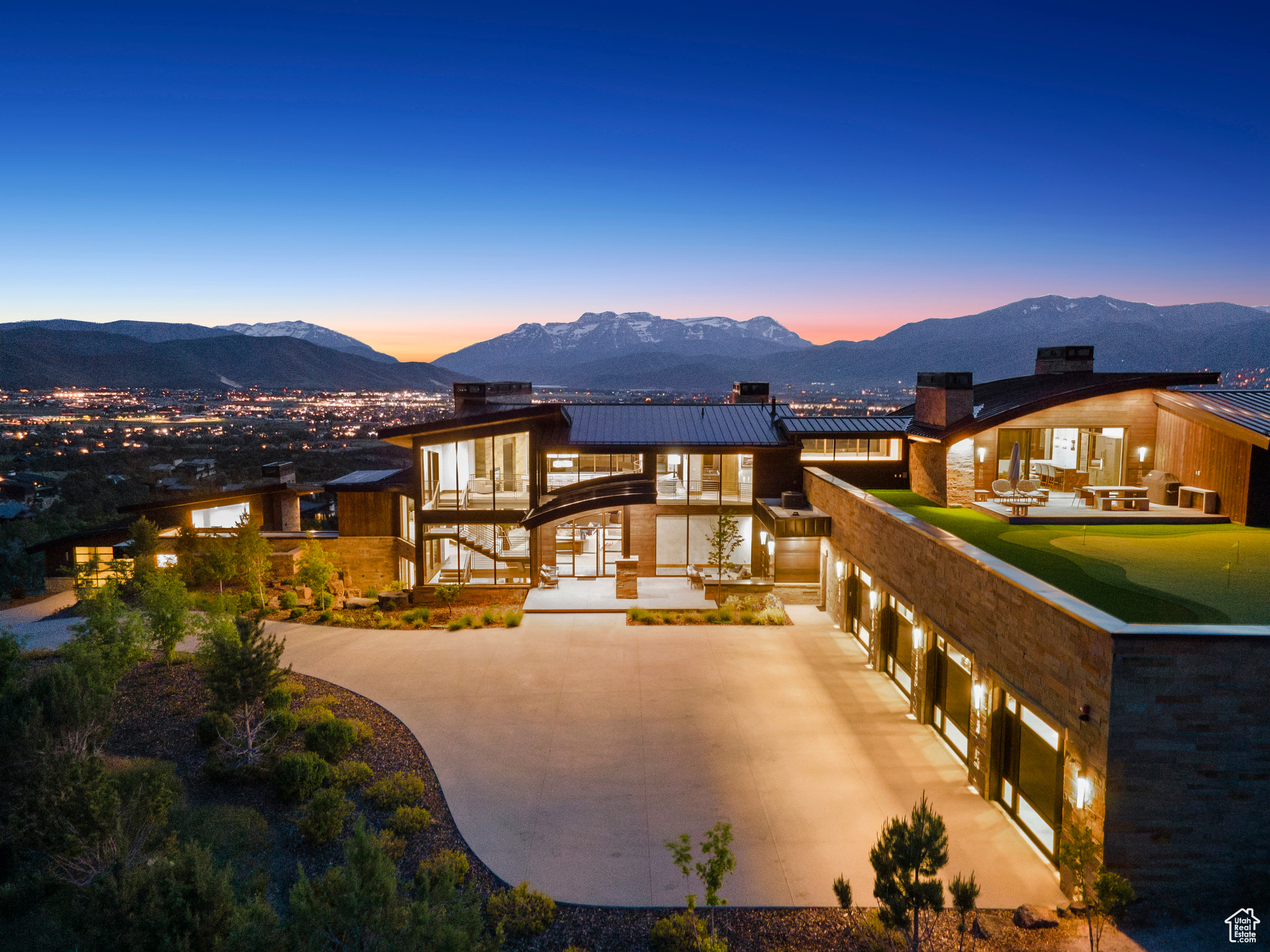 RED LEDGES - Residential