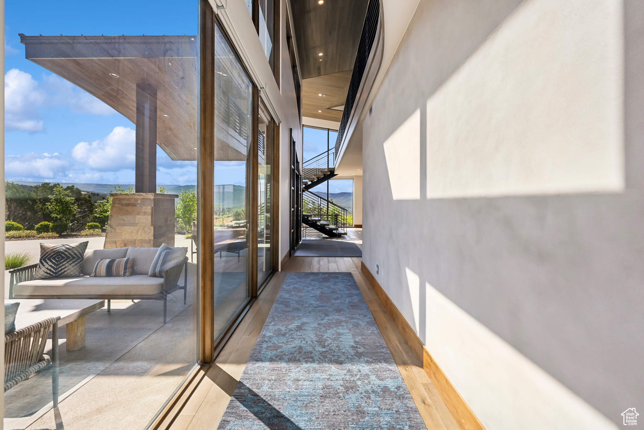 RED LEDGES - Residential