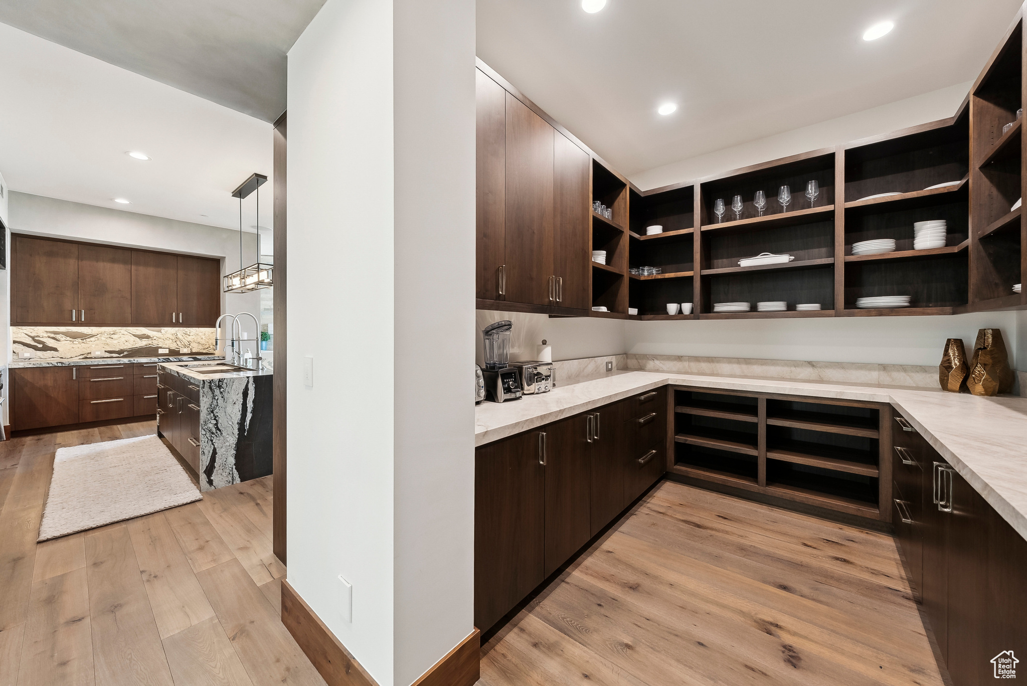 RED LEDGES - Residential