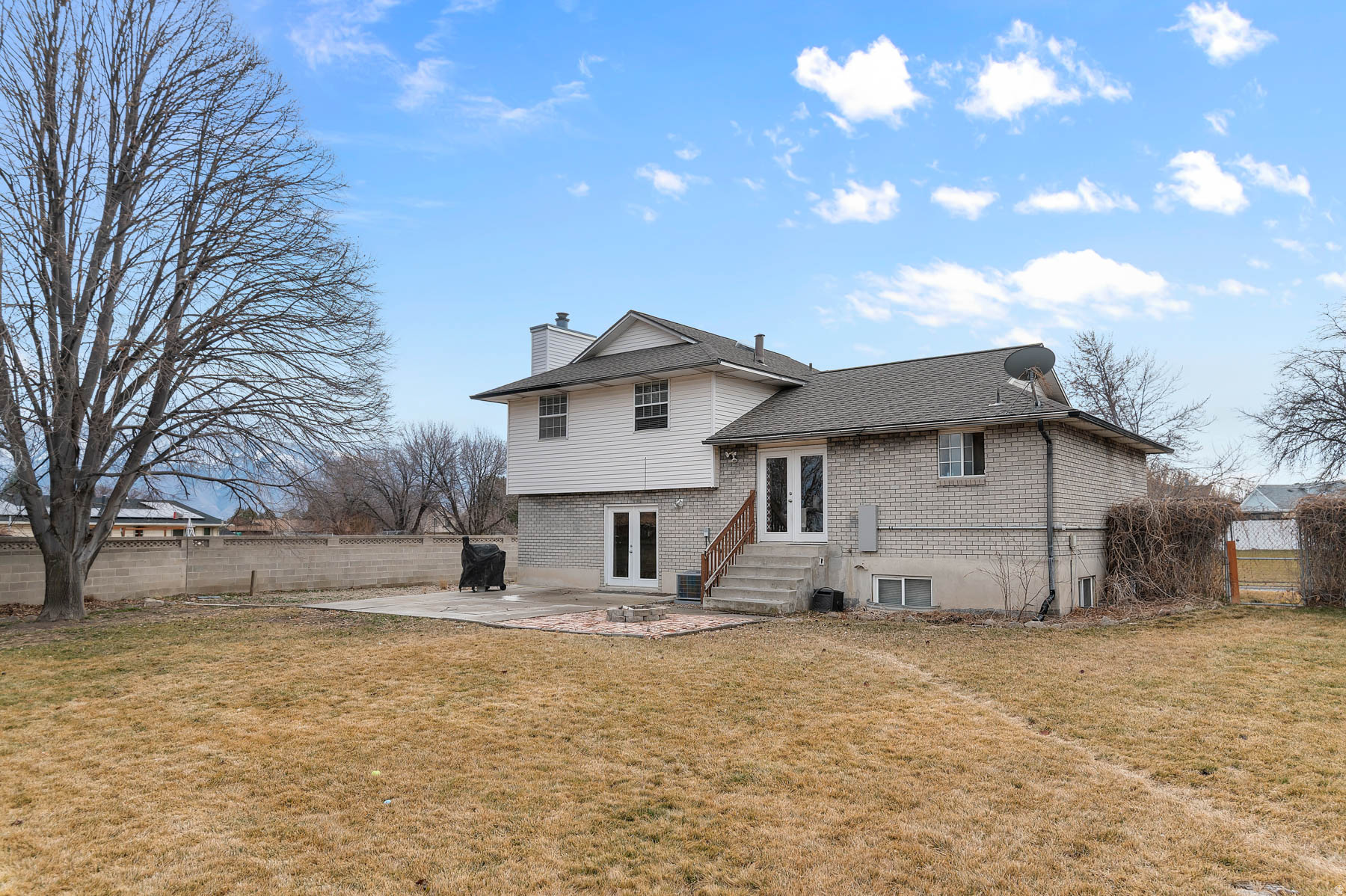 BROWNS MEADOW #5 - Residential