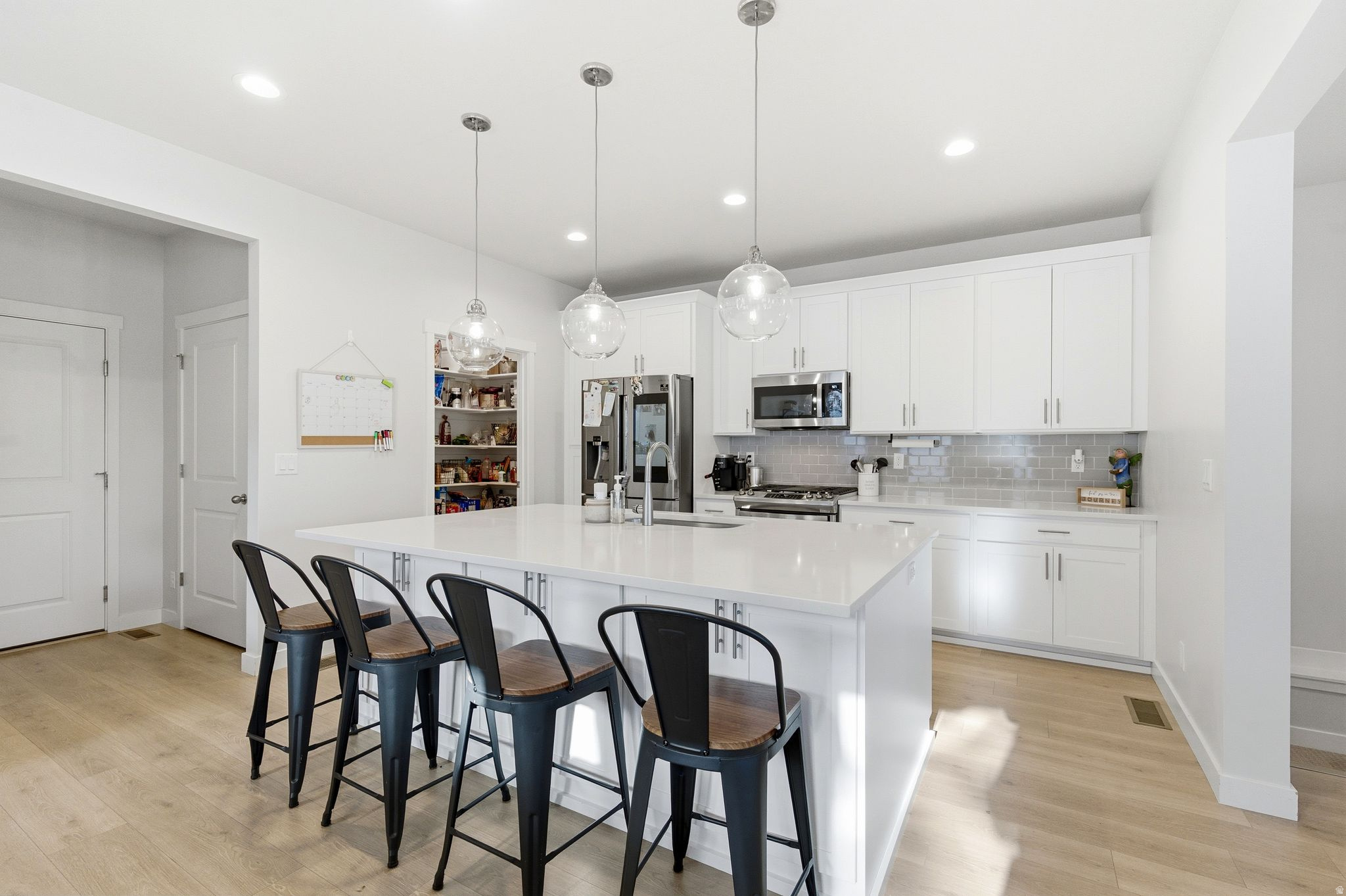 HILL FARMS - Residential