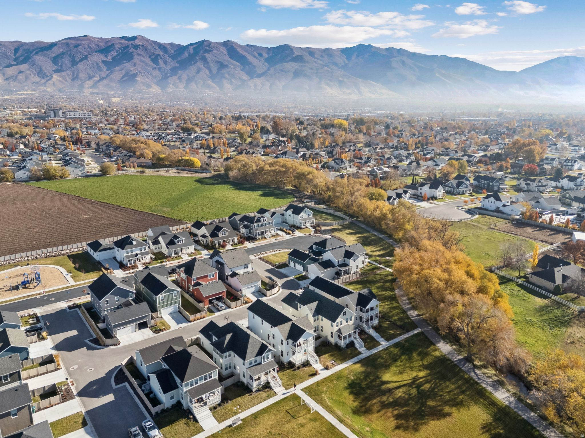 HILL FARMS - Residential