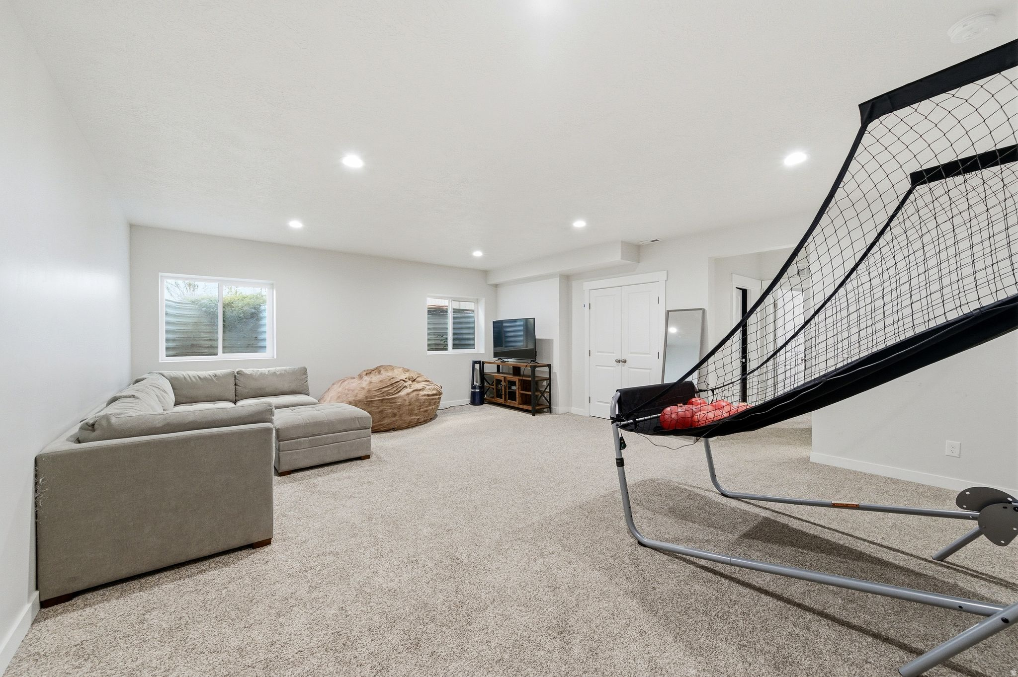 HILL FARMS - Residential