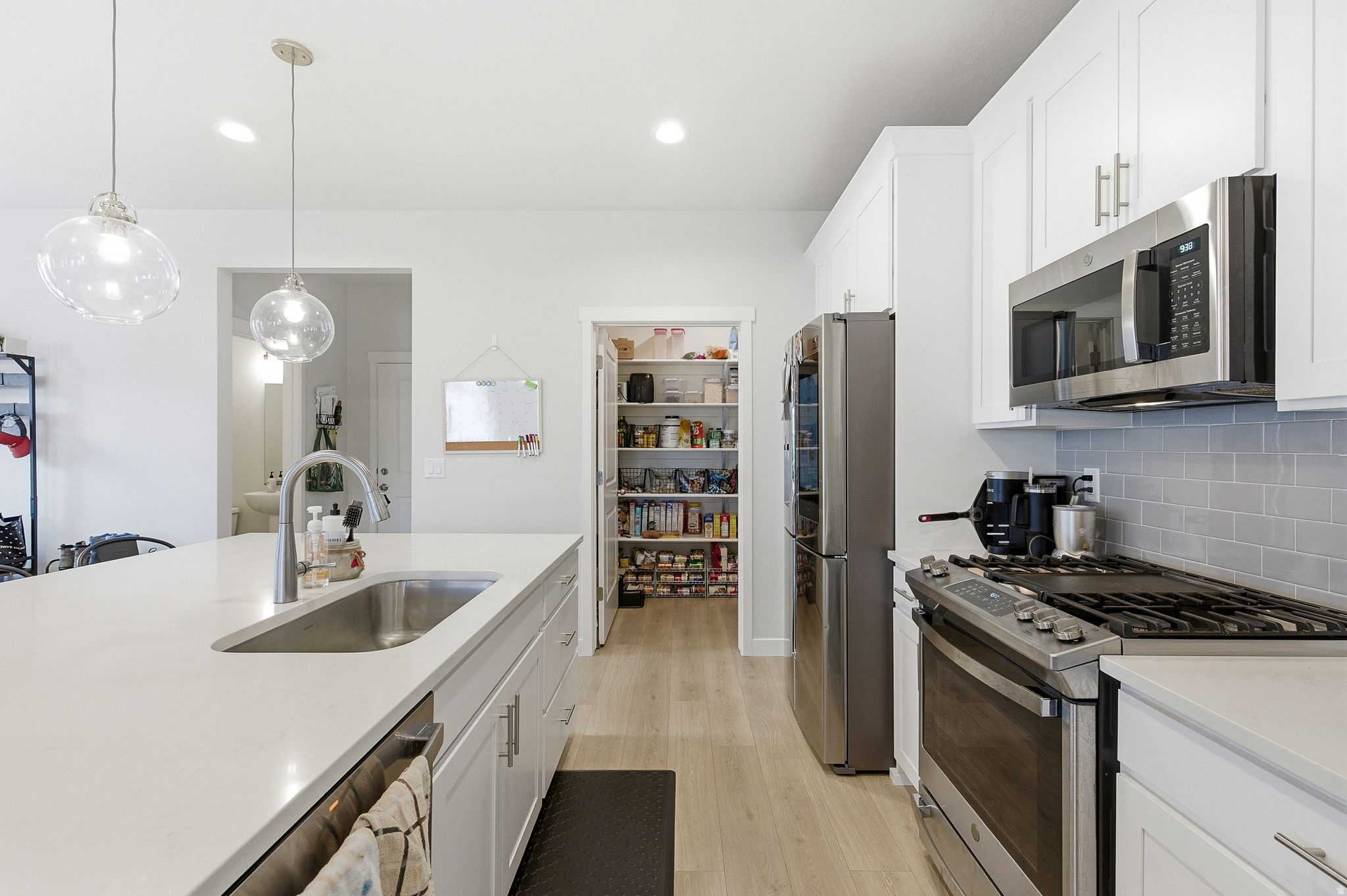 HILL FARMS - Residential