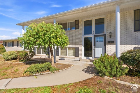 Tiny photo for 463 E 500 S, Orem, UT 84097 (MLS # 2187271)