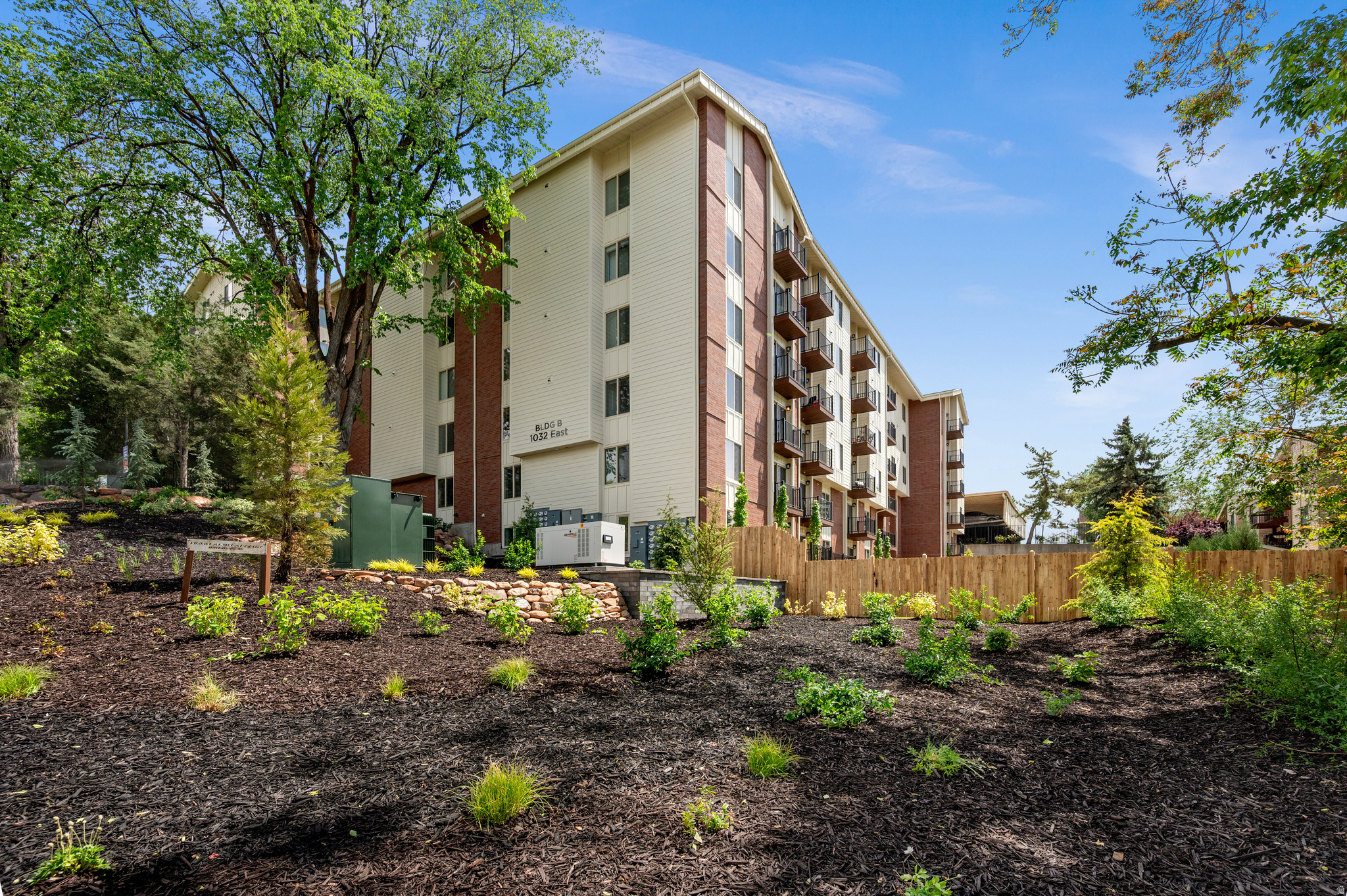 INCLINE TERRACE - Residential