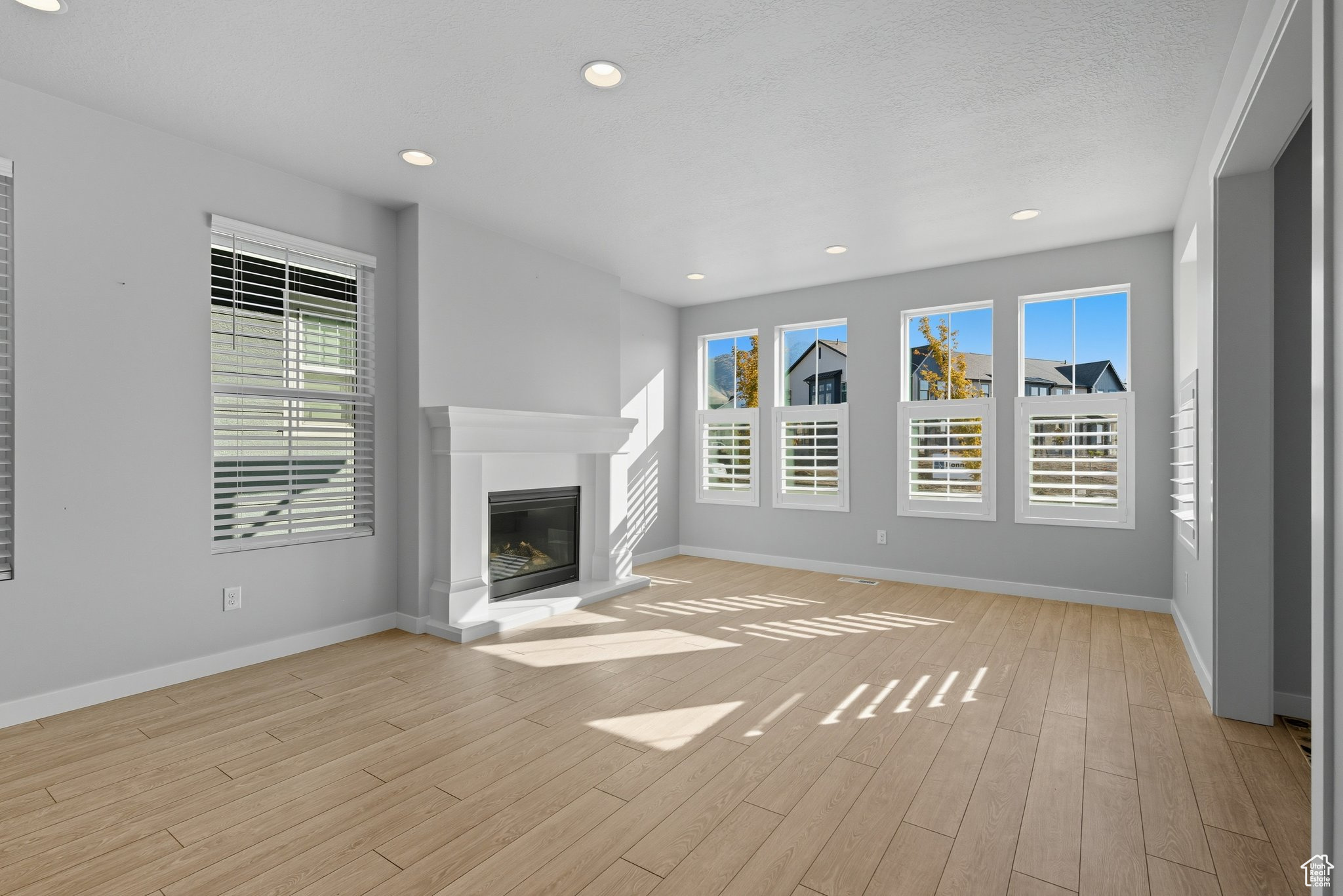 RIDGEVIEW - Residential