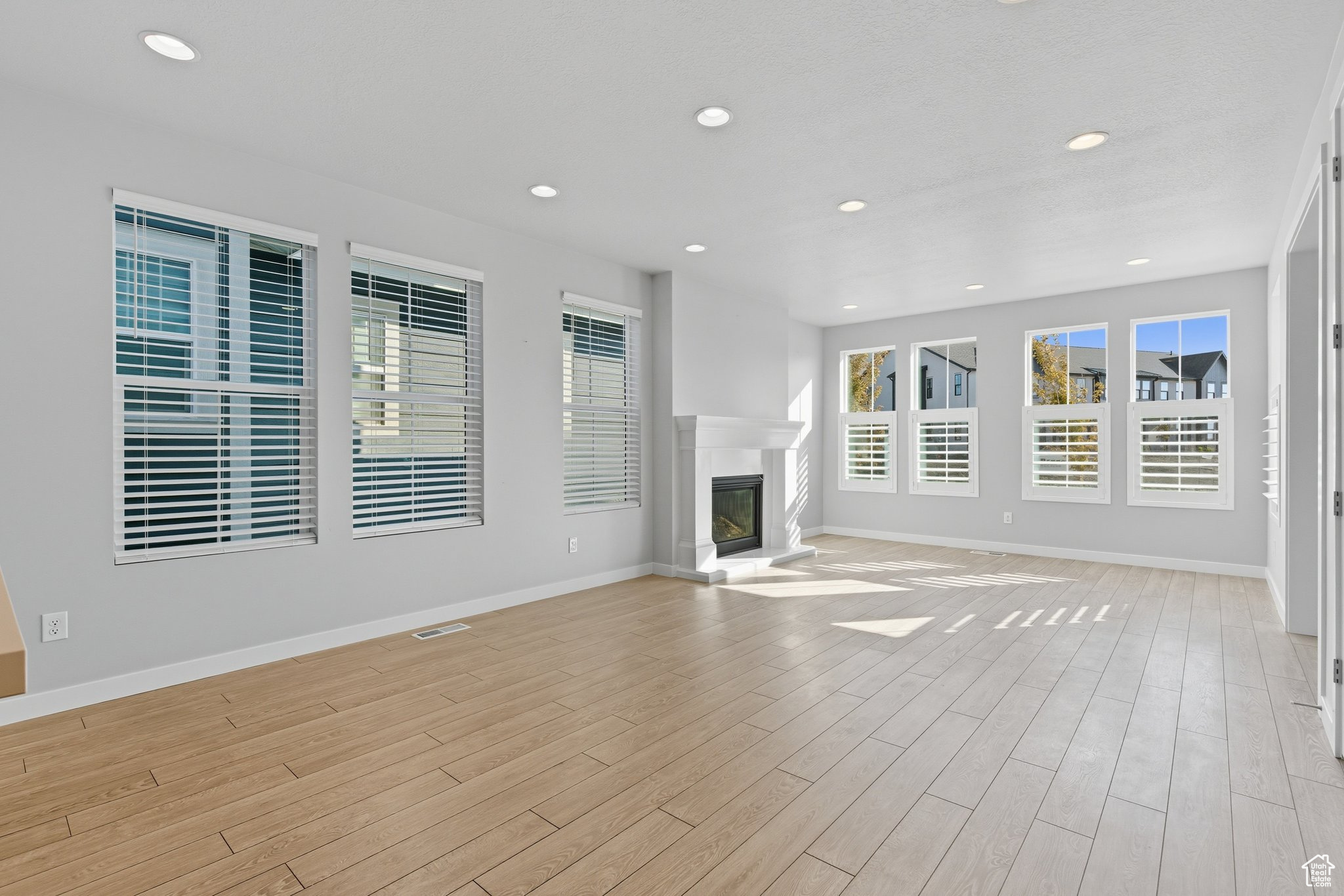 RIDGEVIEW - Residential
