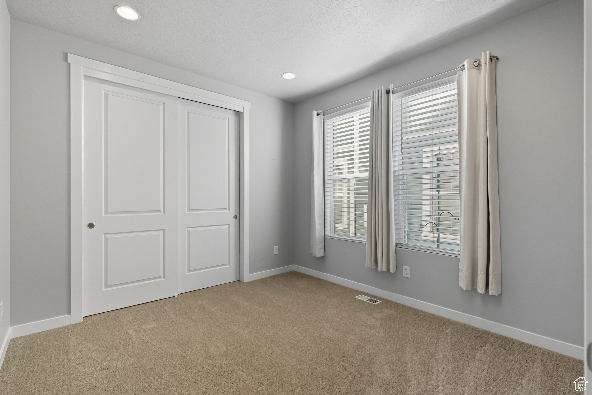 RIDGEVIEW - Residential