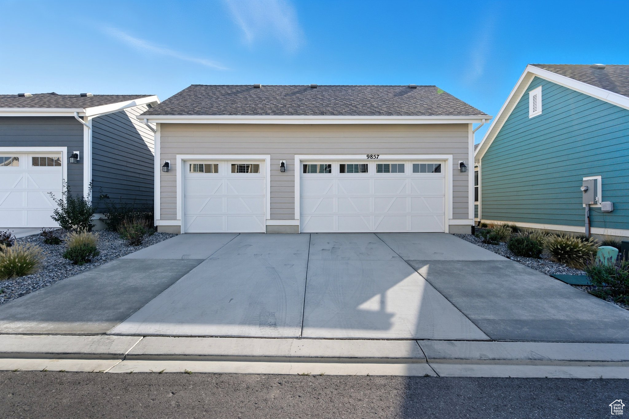 RIDGEVIEW - Residential