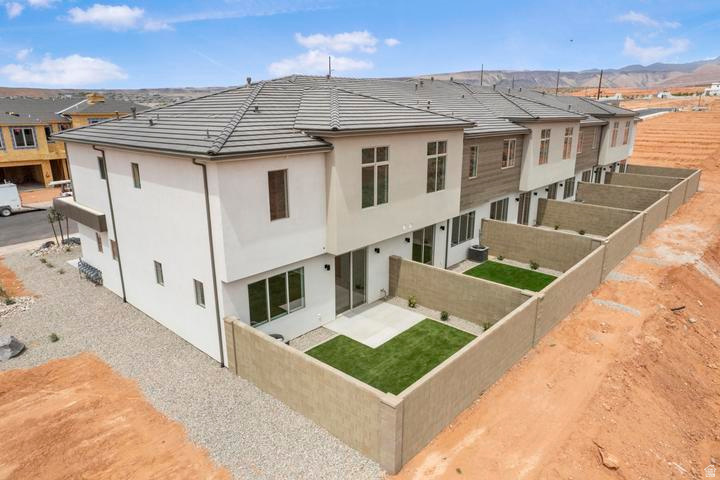 MANGATA TH - Residential