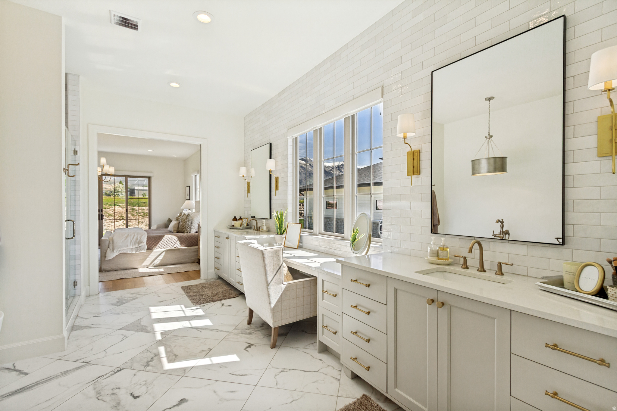 OAK RIDGE - Residential