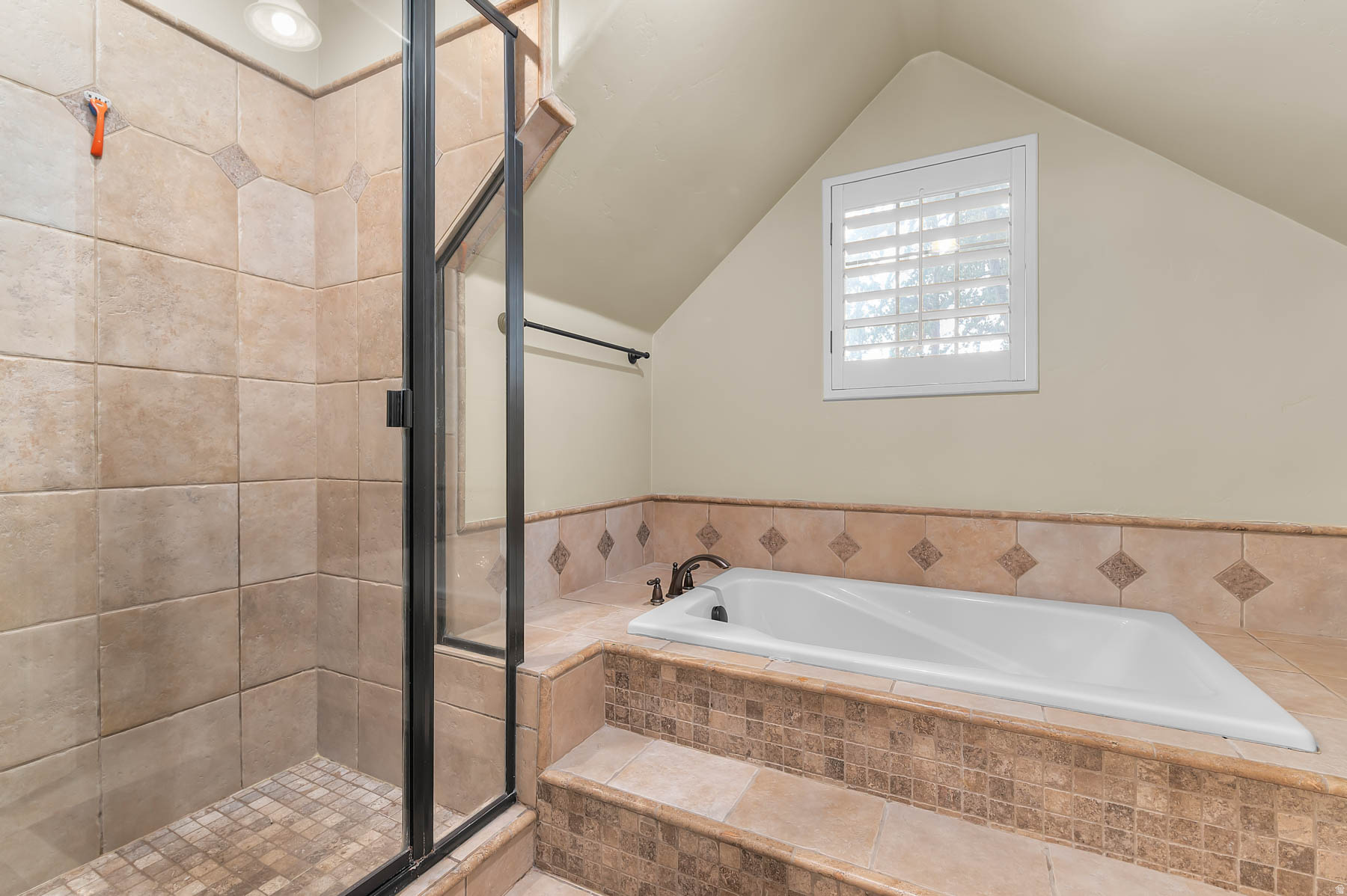 THE CLIFFS - Residential