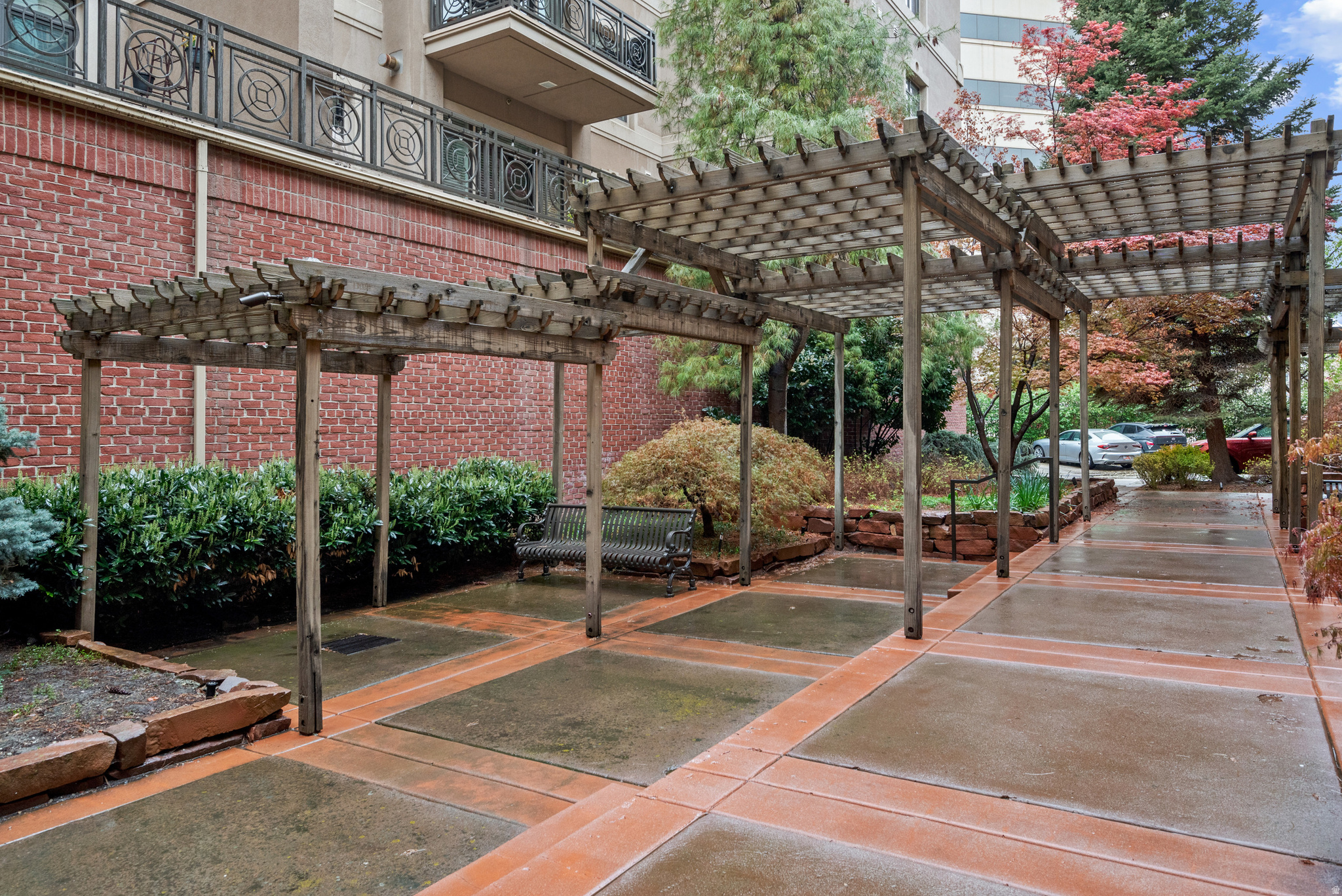 THE CLUB - Residential