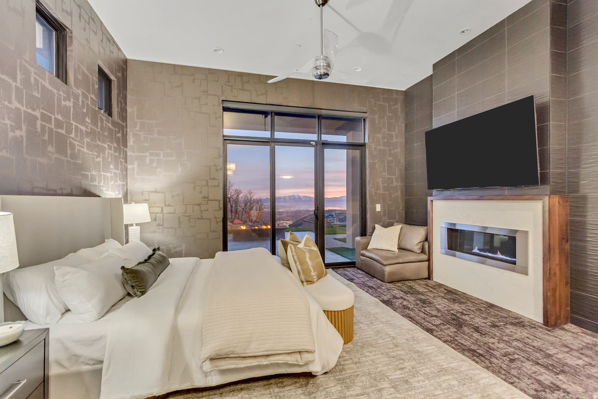 DEER RIDGE # 1 AT SUNCREST - Residential