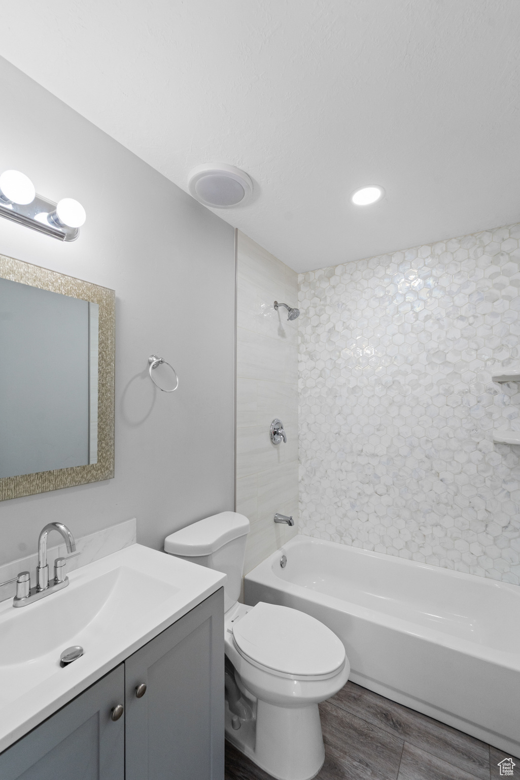 LAUREL RIDGE PH I - Residential