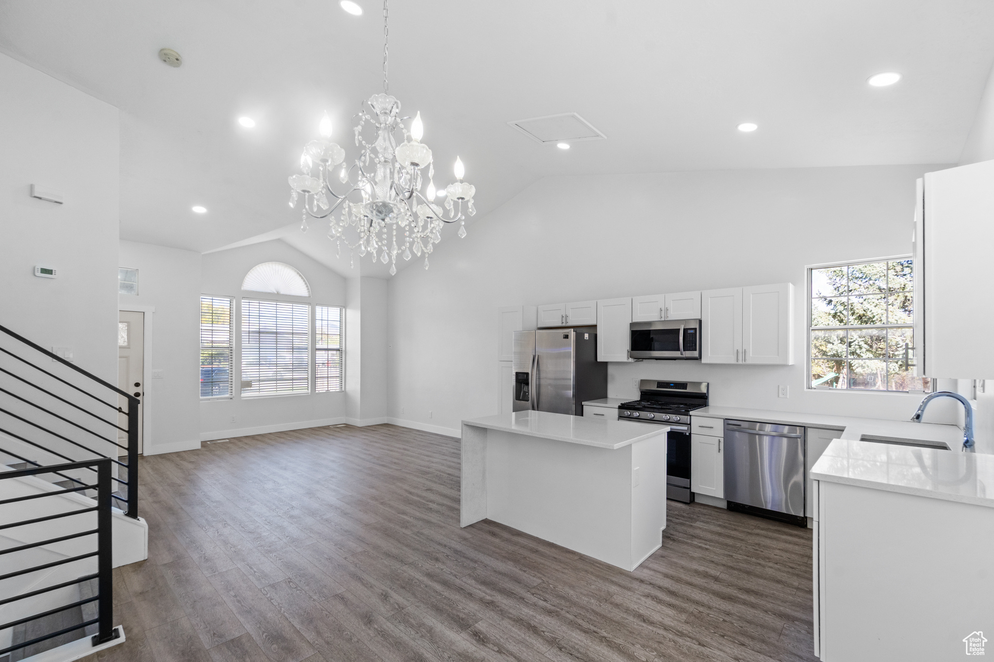 LAUREL RIDGE PH I - Residential