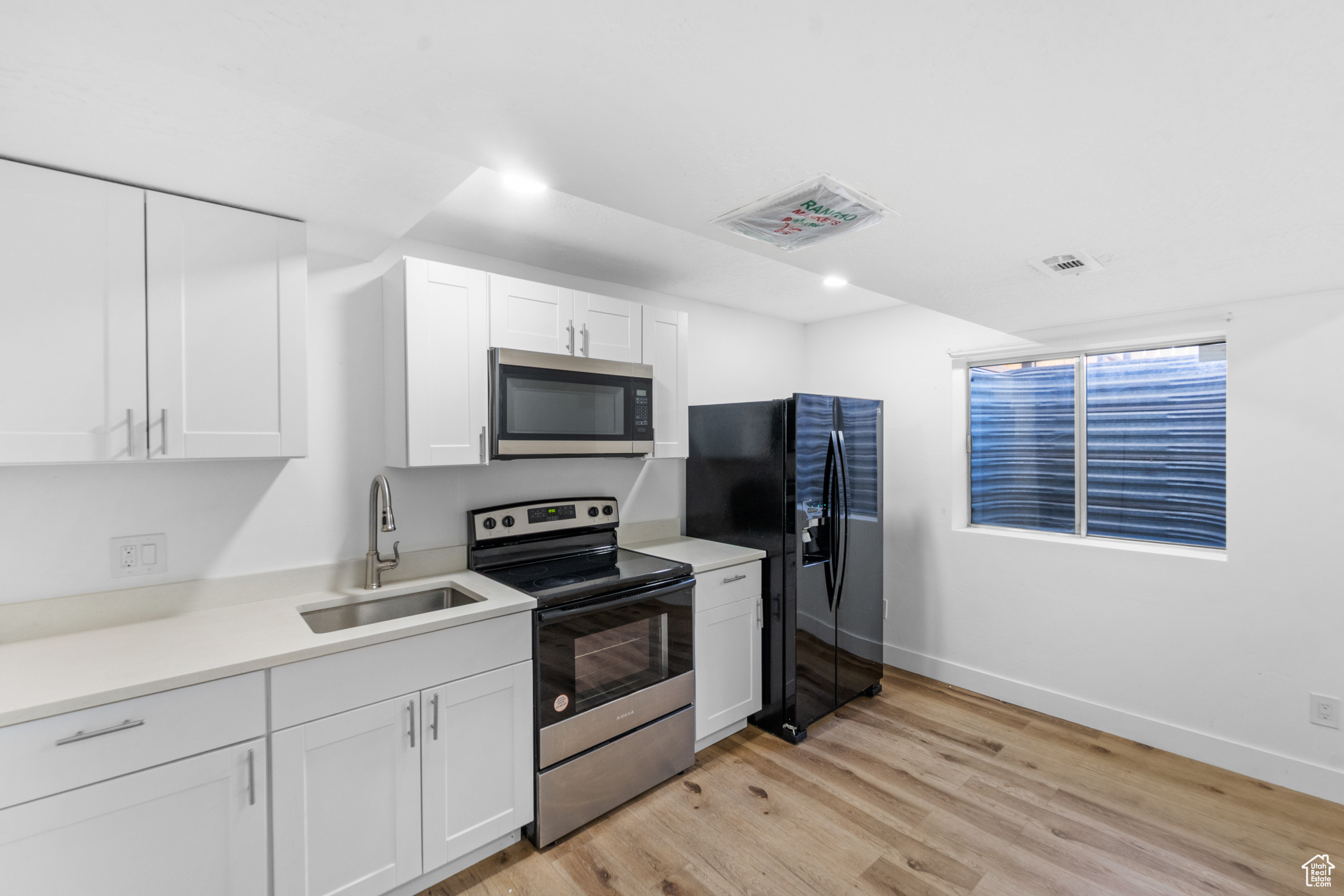 LAUREL RIDGE PH I - Residential