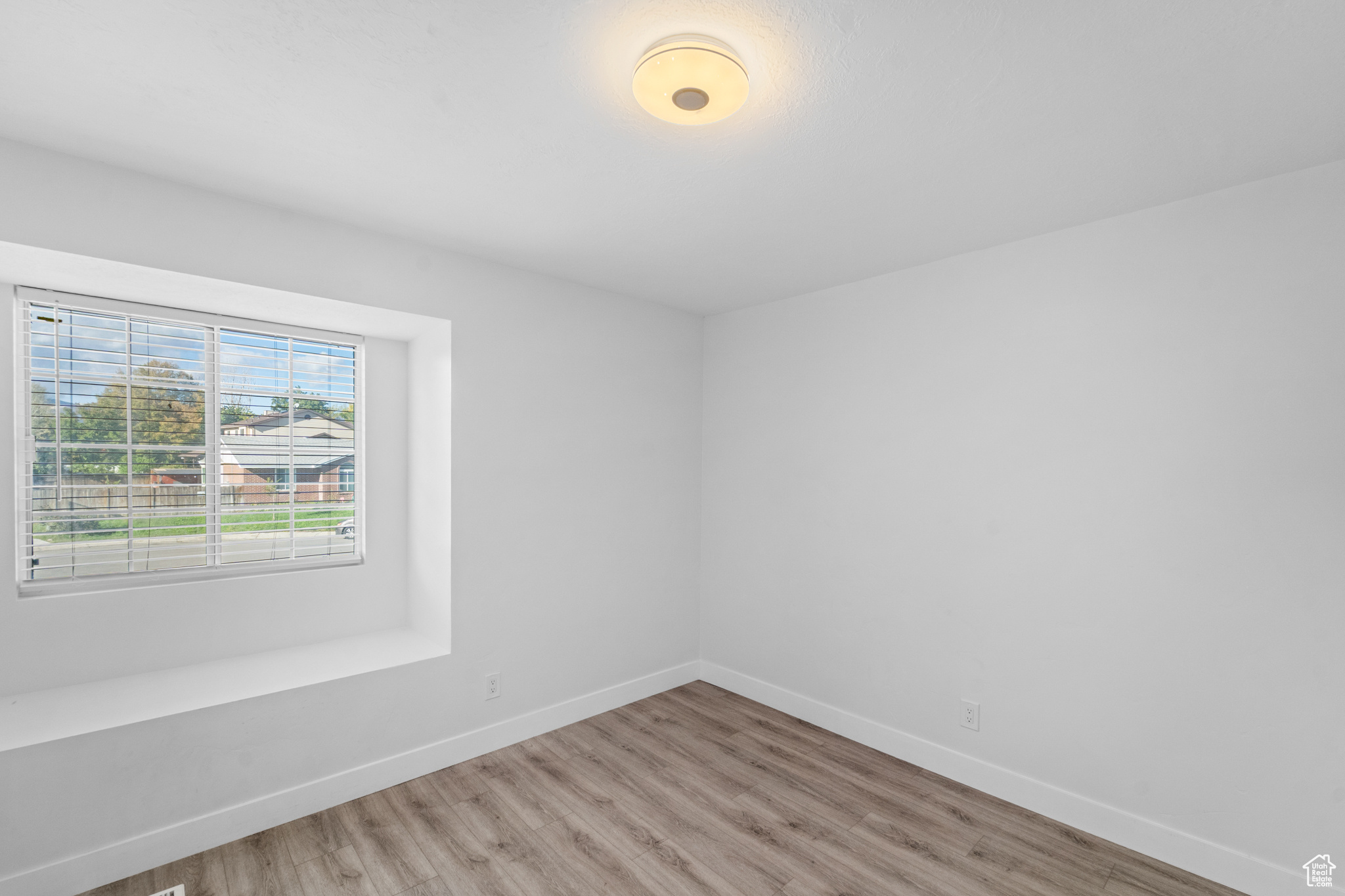 LAUREL RIDGE PH I - Residential