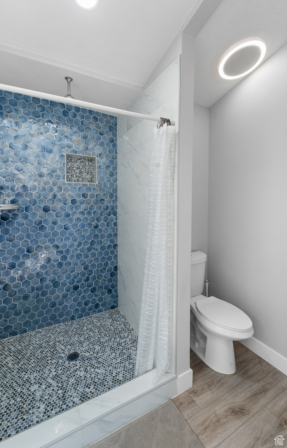 LAUREL RIDGE PH I - Residential