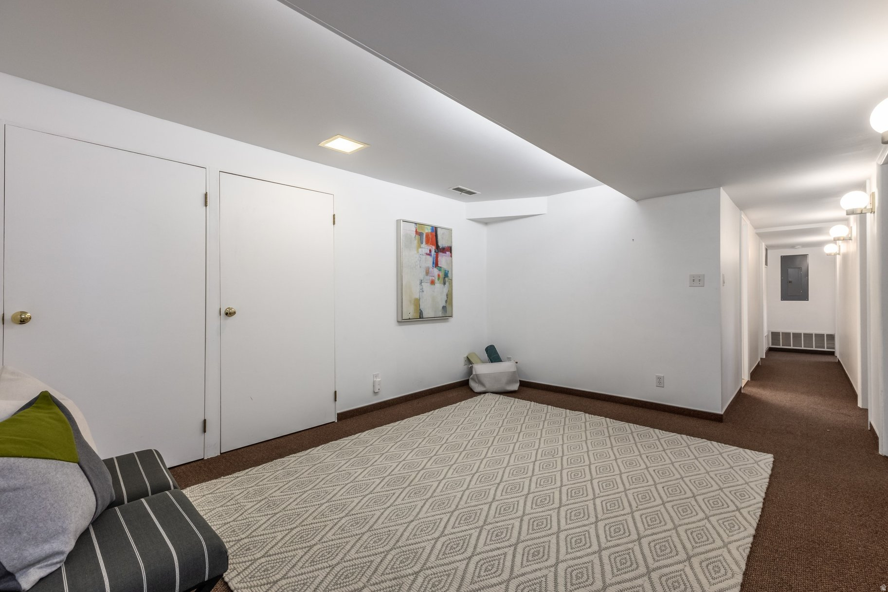 MONUMENT PARK - Residential