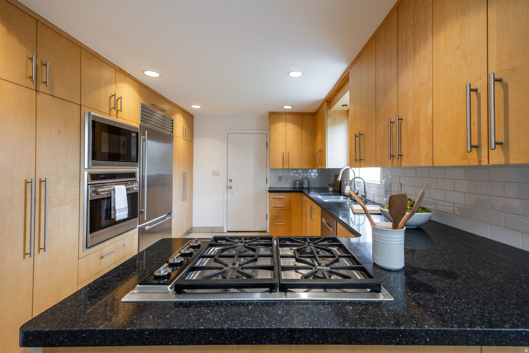 MONUMENT PARK - Residential