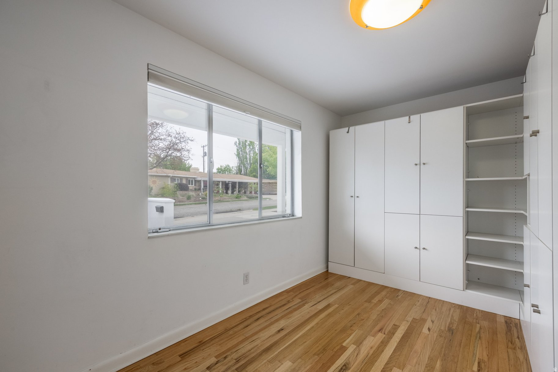MONUMENT PARK - Residential