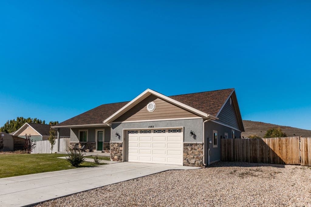 Photo of 1582 S UINTA VIEW CIR, Kamas, UT 84036 (MLS # 2175476)