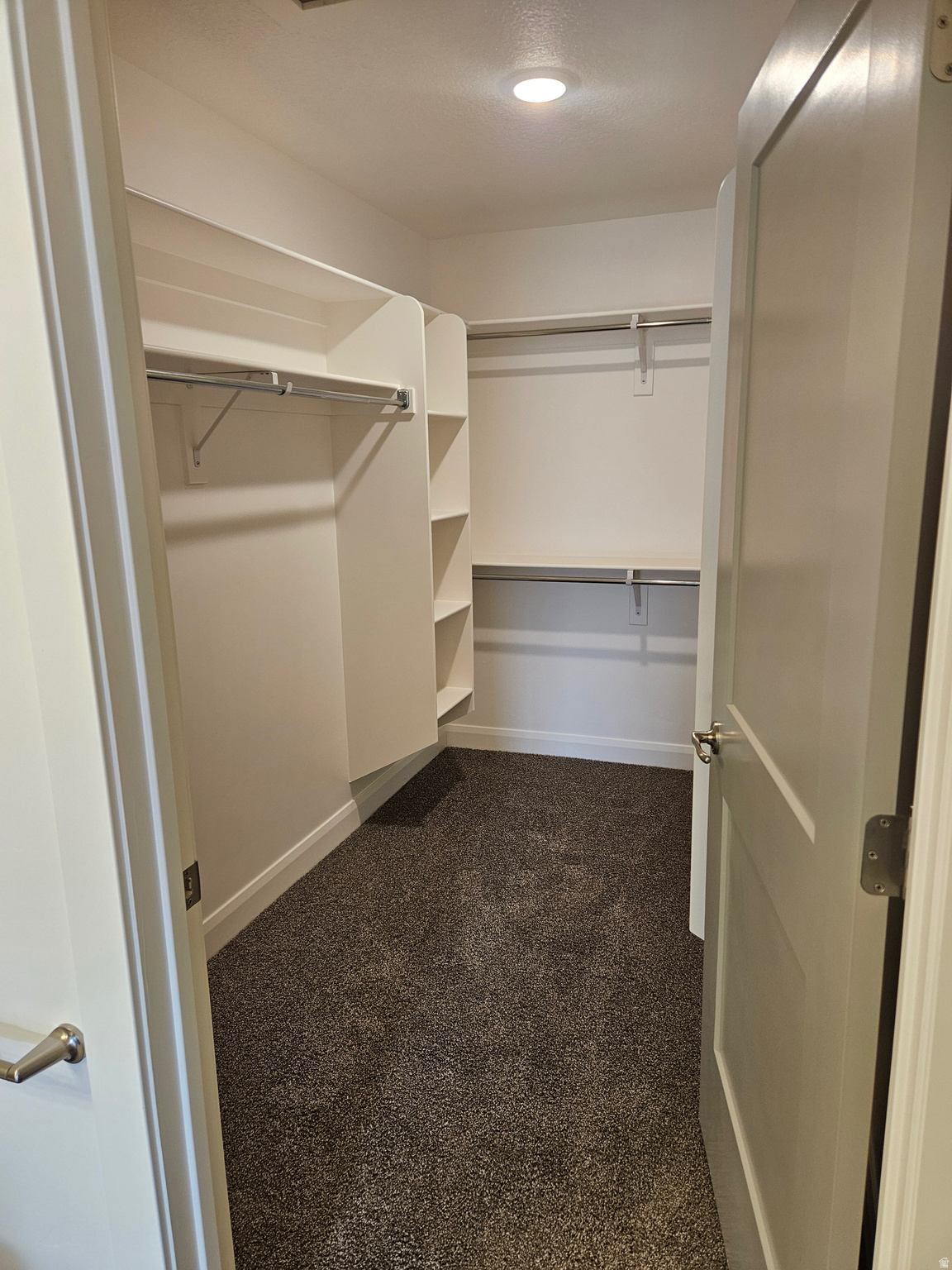 COUNTRY VIEW VILLAS - Residential