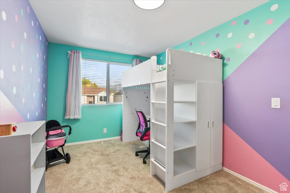 JORDAN POINTE - Residential