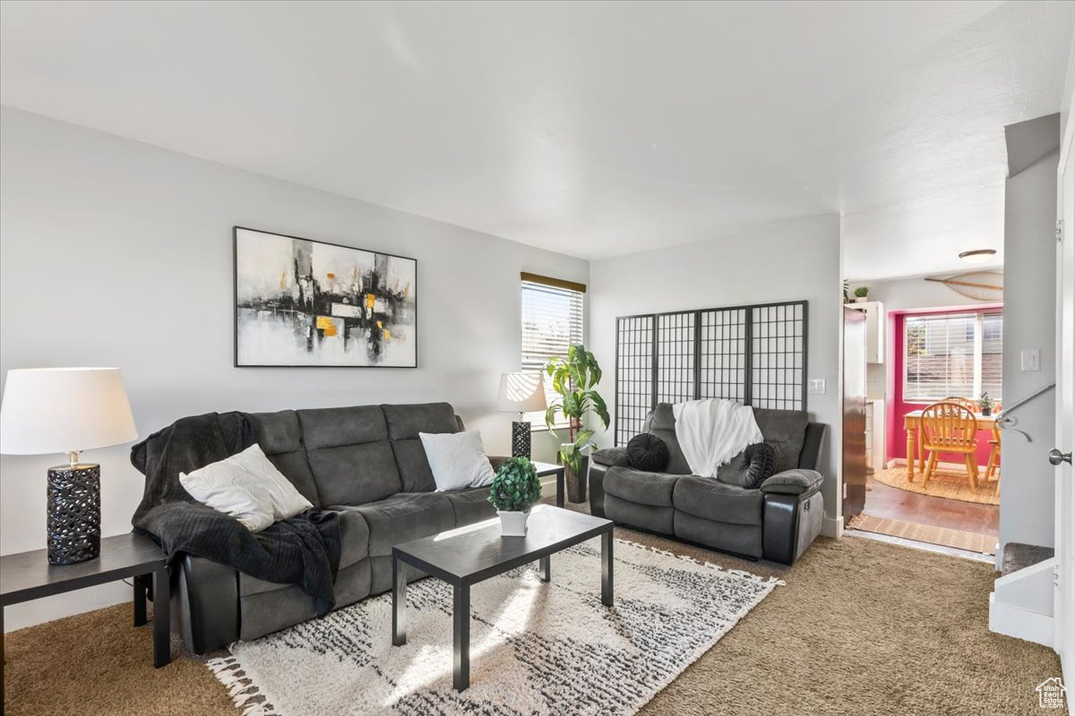 JORDAN POINTE - Residential