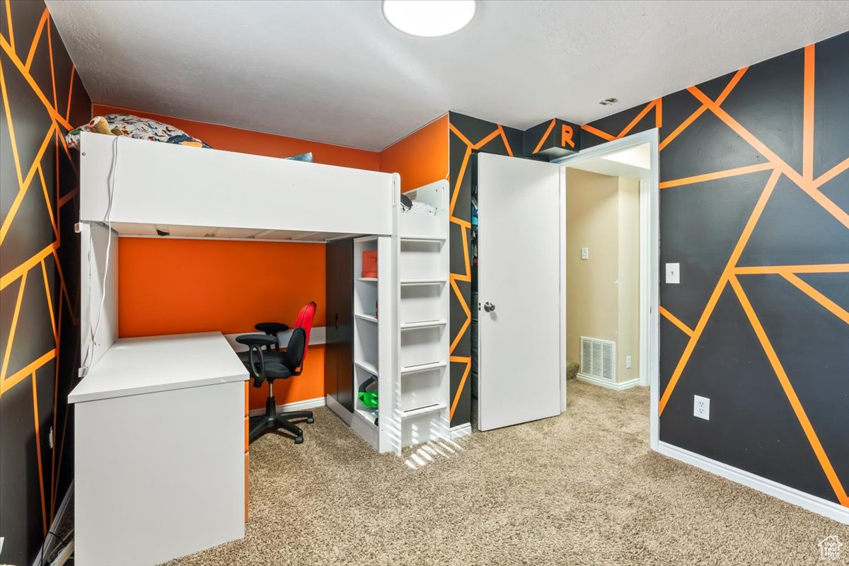 JORDAN POINTE - Residential